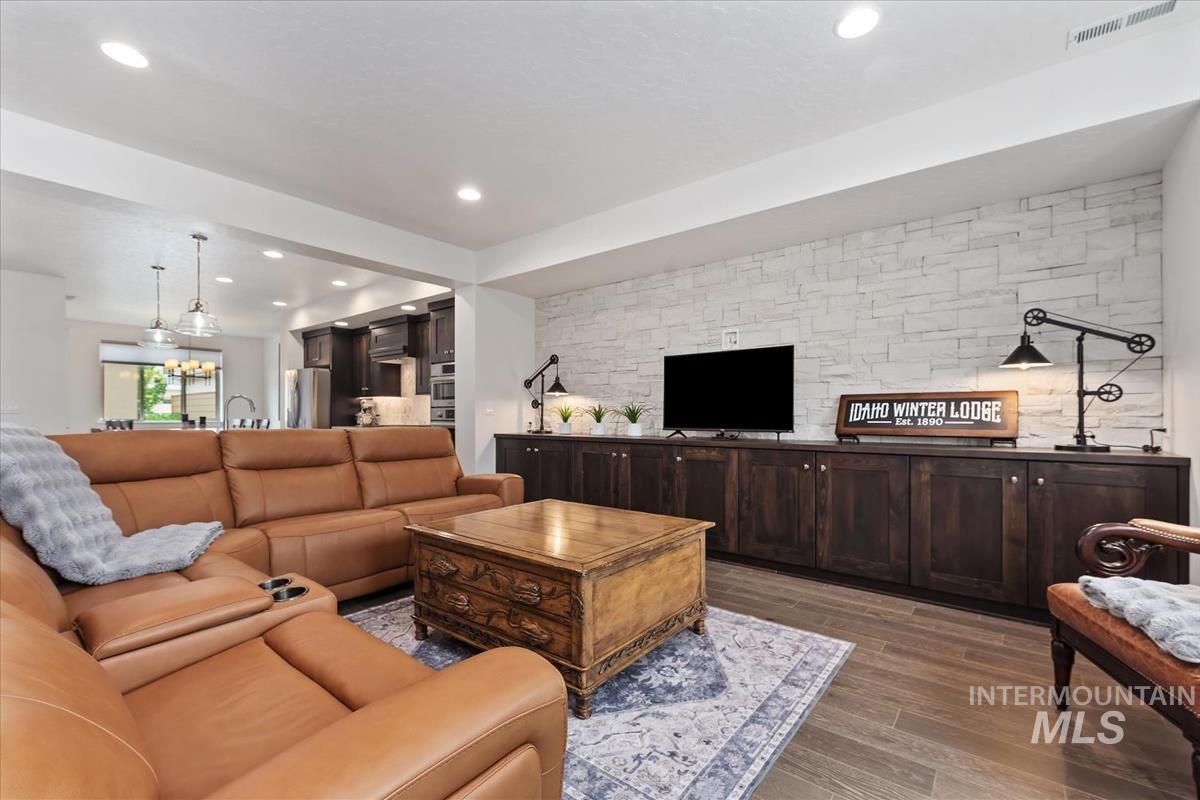 3034 S Honeycomb Way Property Photo 6