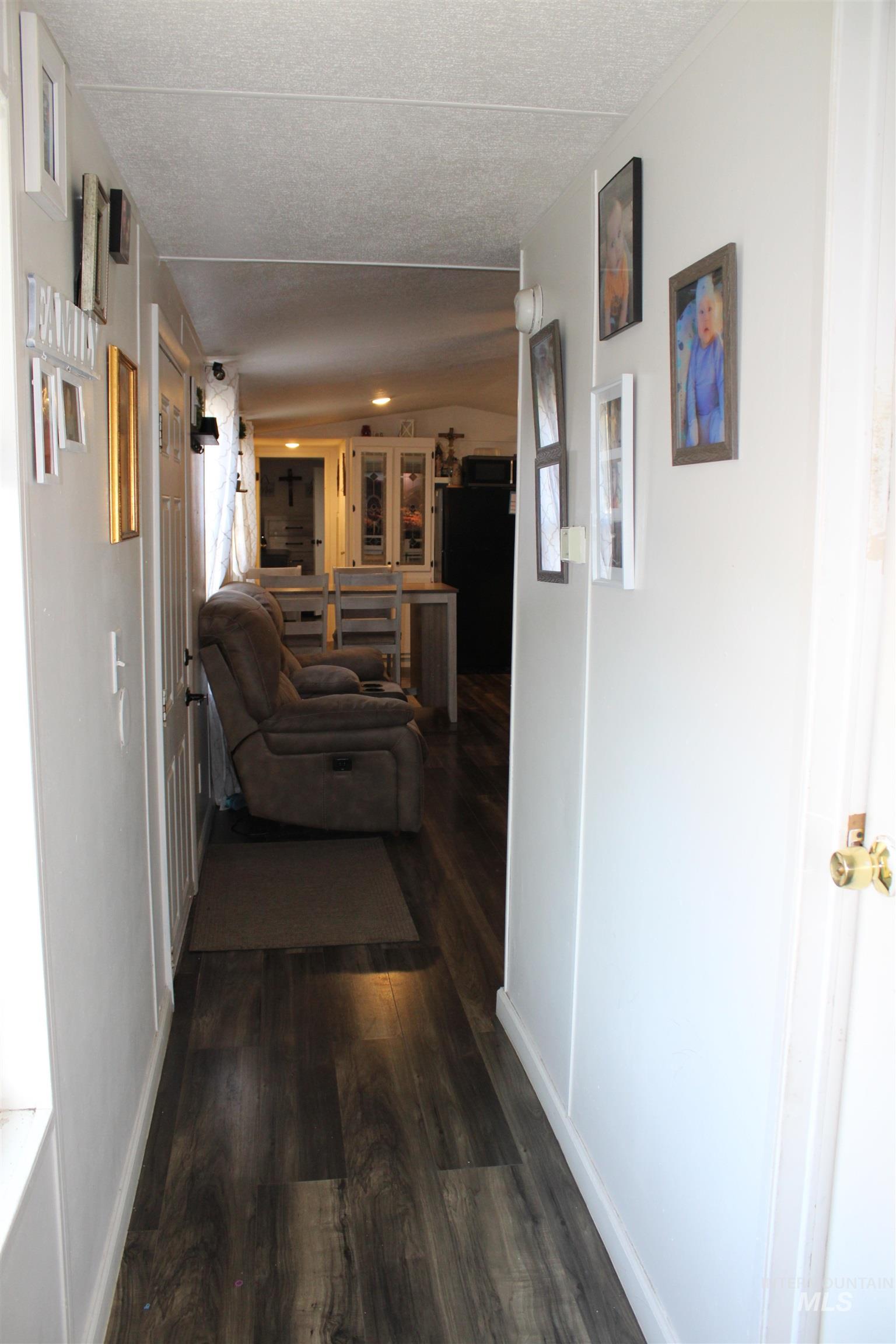 1015 N Fir St #89 Property Photo 3