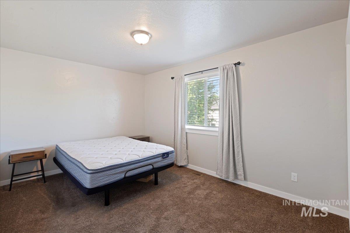 401 E Joshua Tree Dr Property Photo 16