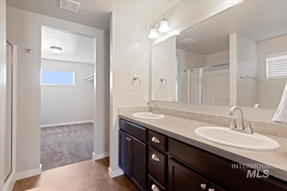 401 E Joshua Tree Dr Property Photo 19