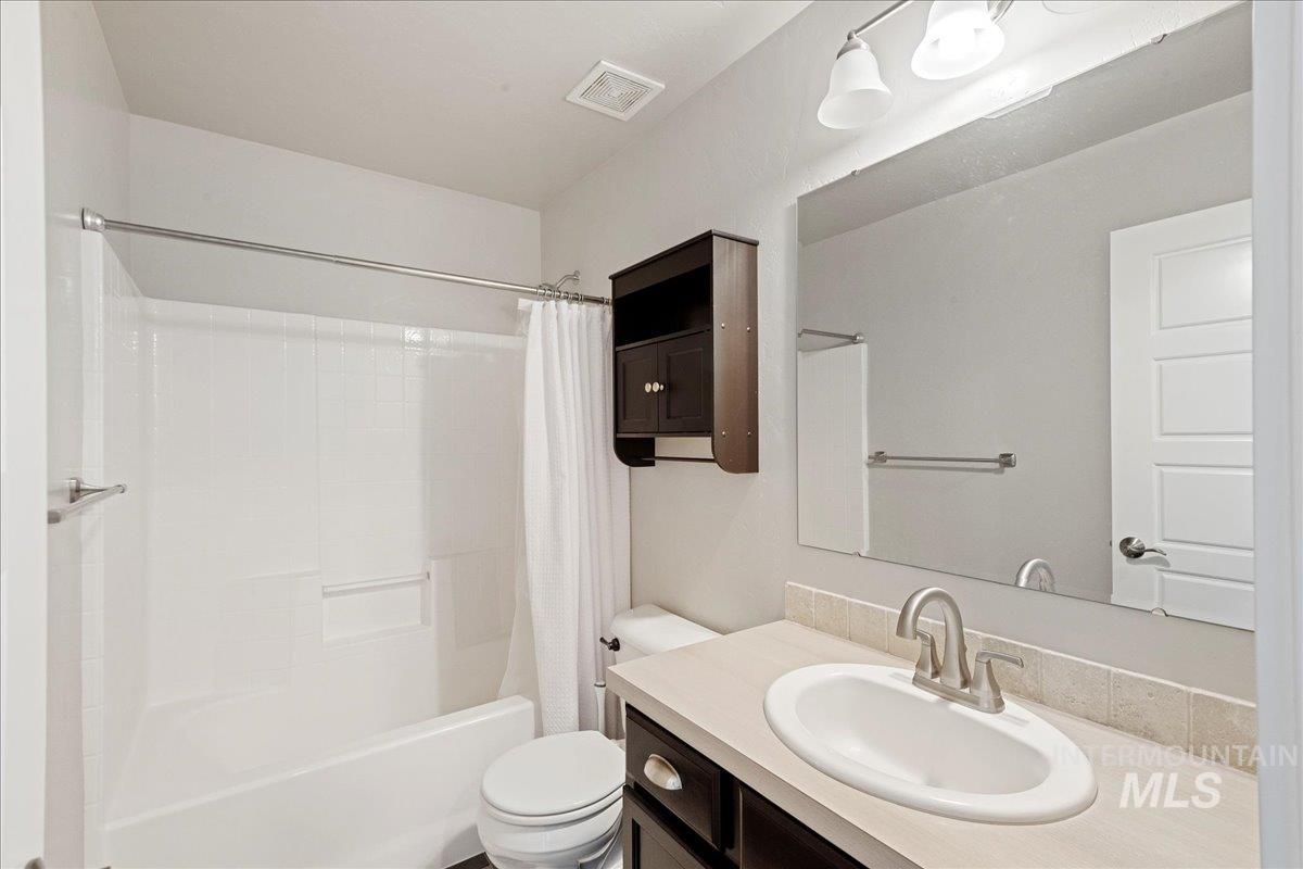 401 E Joshua Tree Dr Property Photo 20