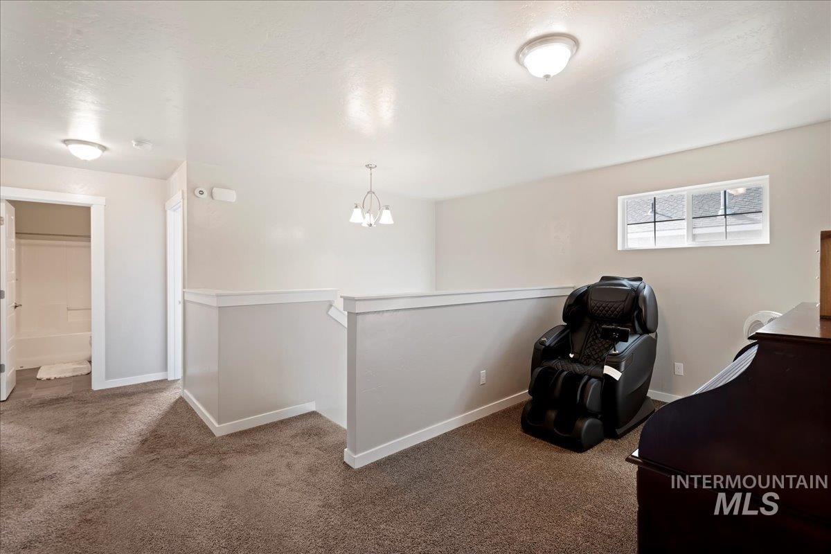 401 E Joshua Tree Dr Property Photo 23