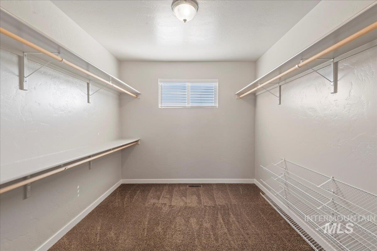 401 E Joshua Tree Dr Property Photo 25