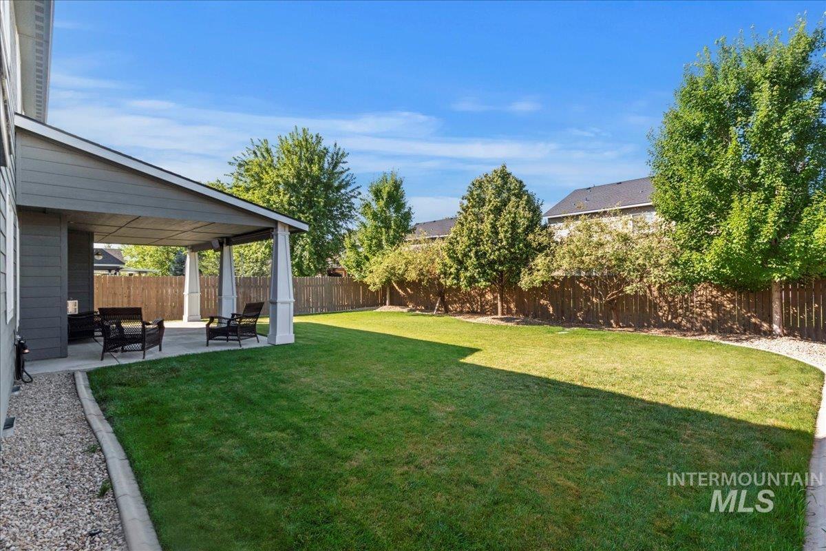 401 E Joshua Tree Dr Property Photo 30