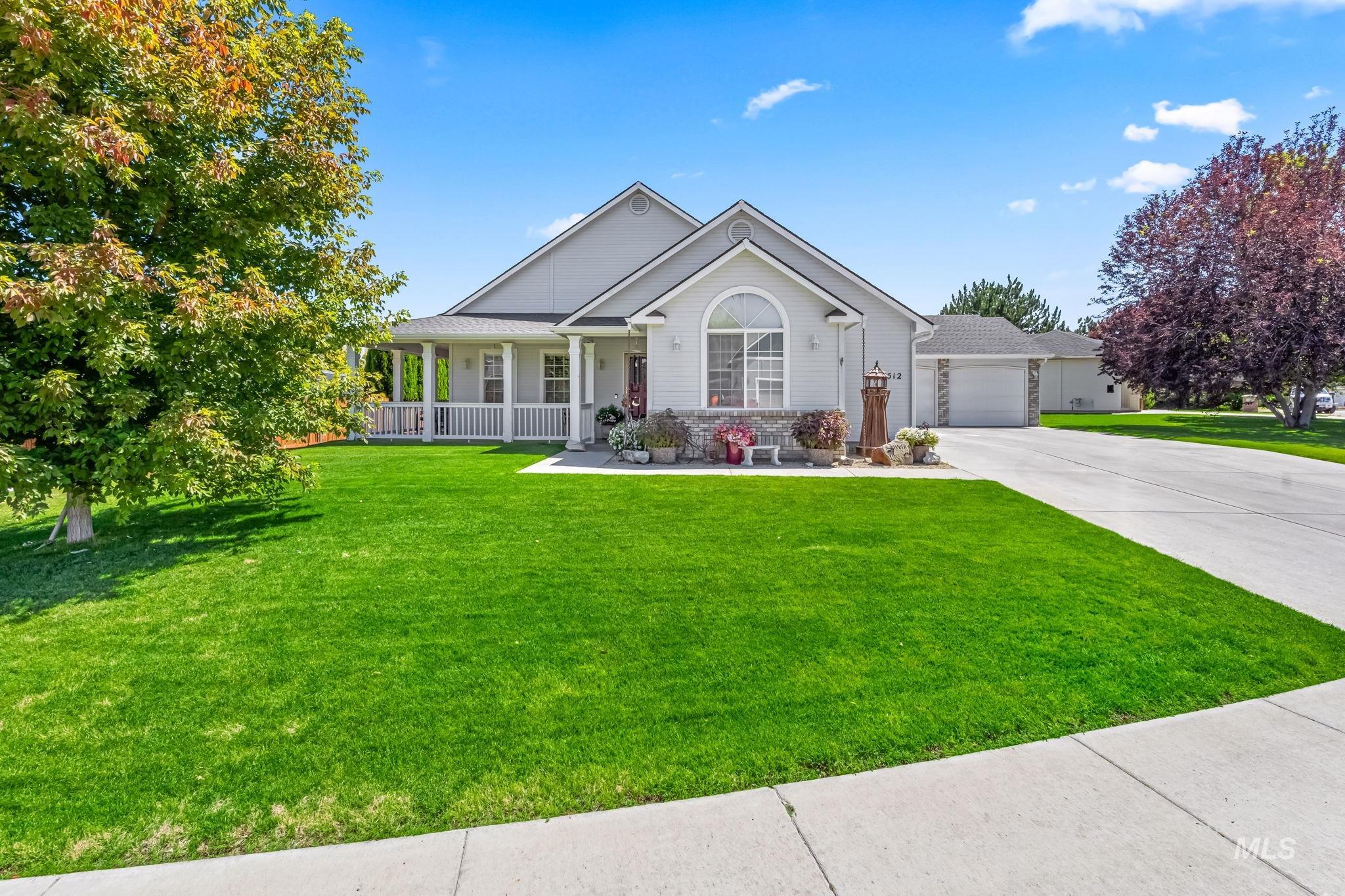 2512 S Sienna Drive Property Photo 2