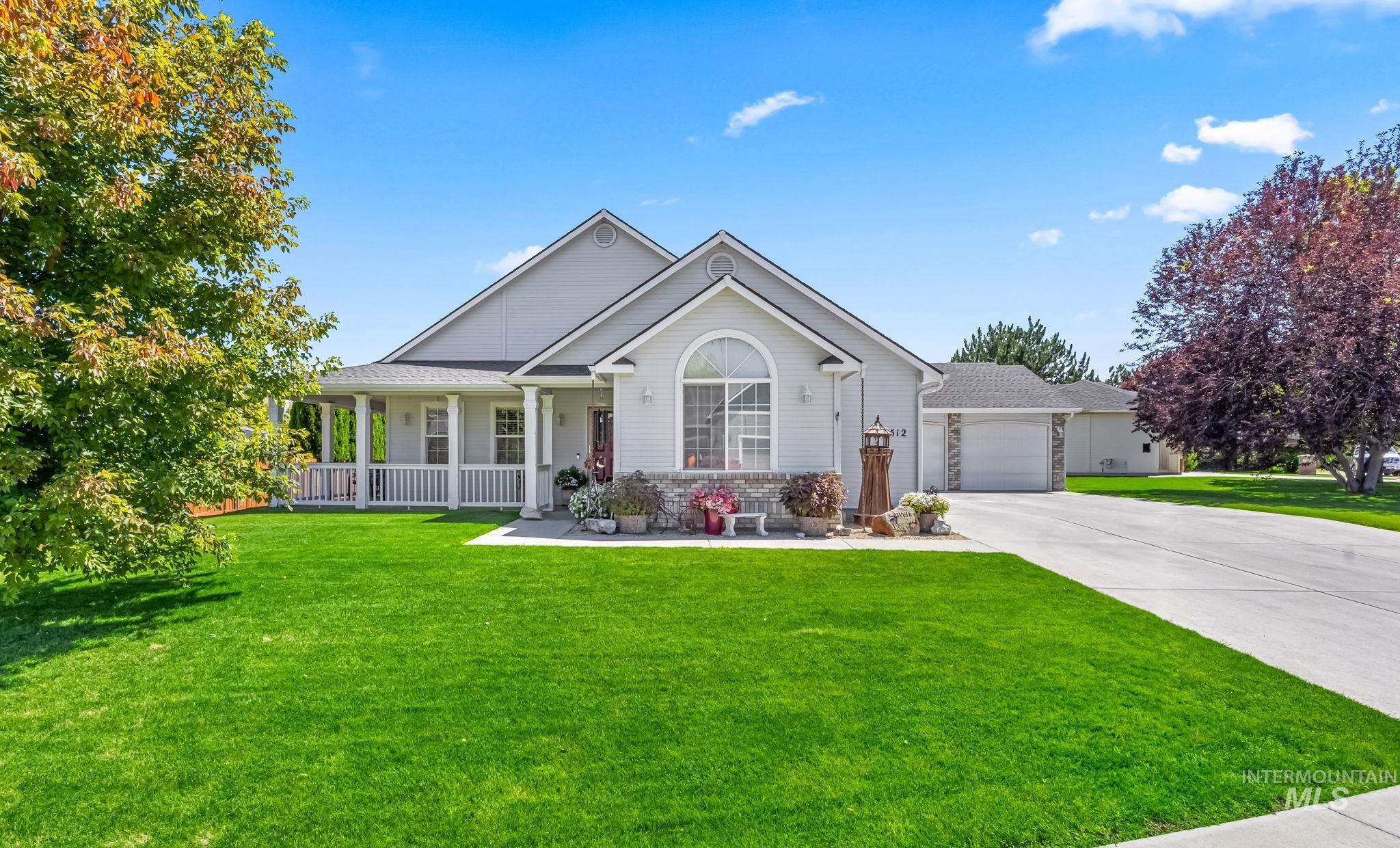 2512 S Sienna Drive Property Photo 3