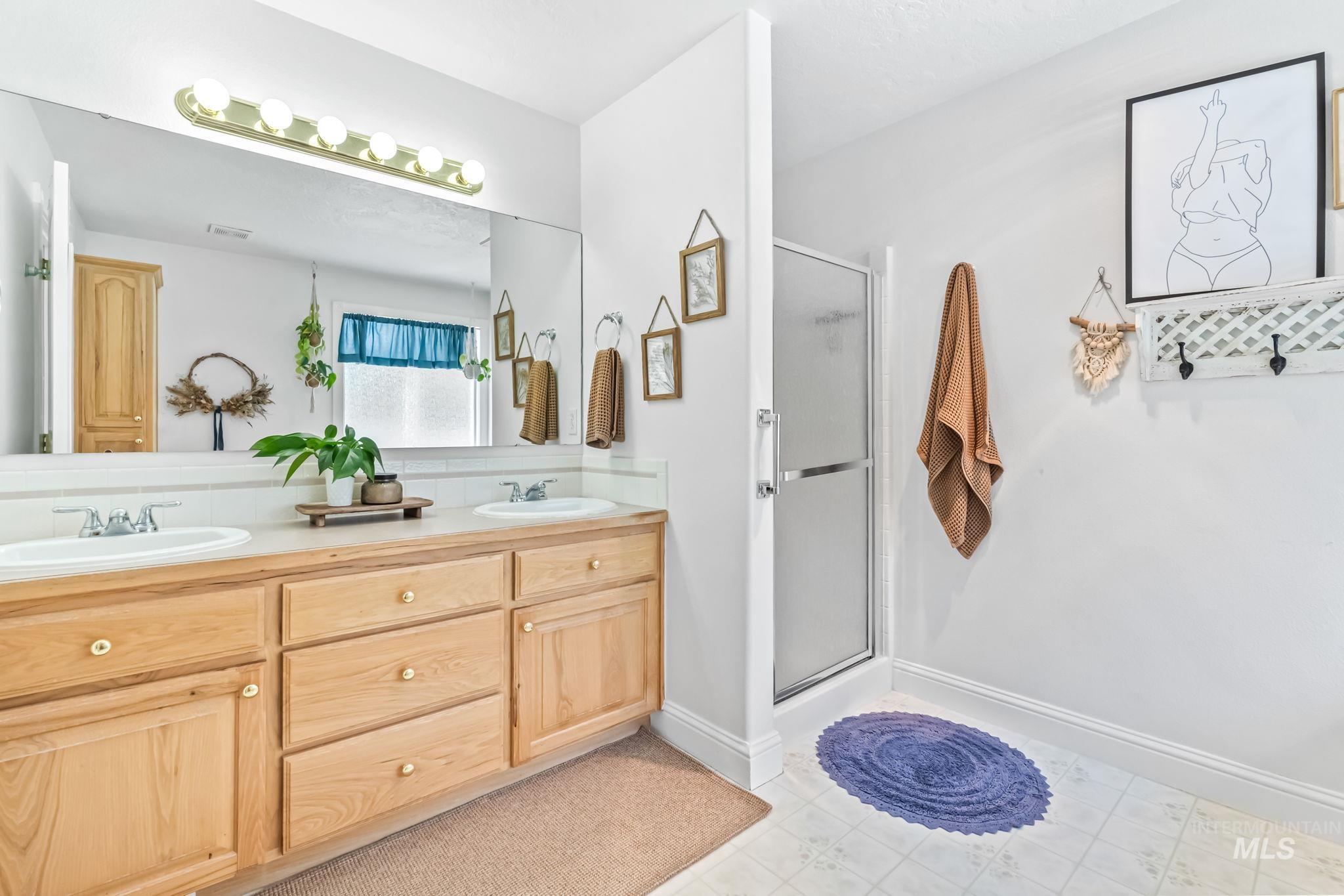 2512 S Sienna Drive Property Photo 13