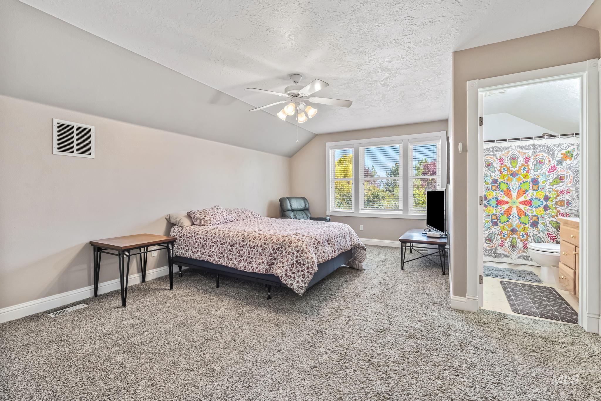 2512 S Sienna Drive Property Photo 15