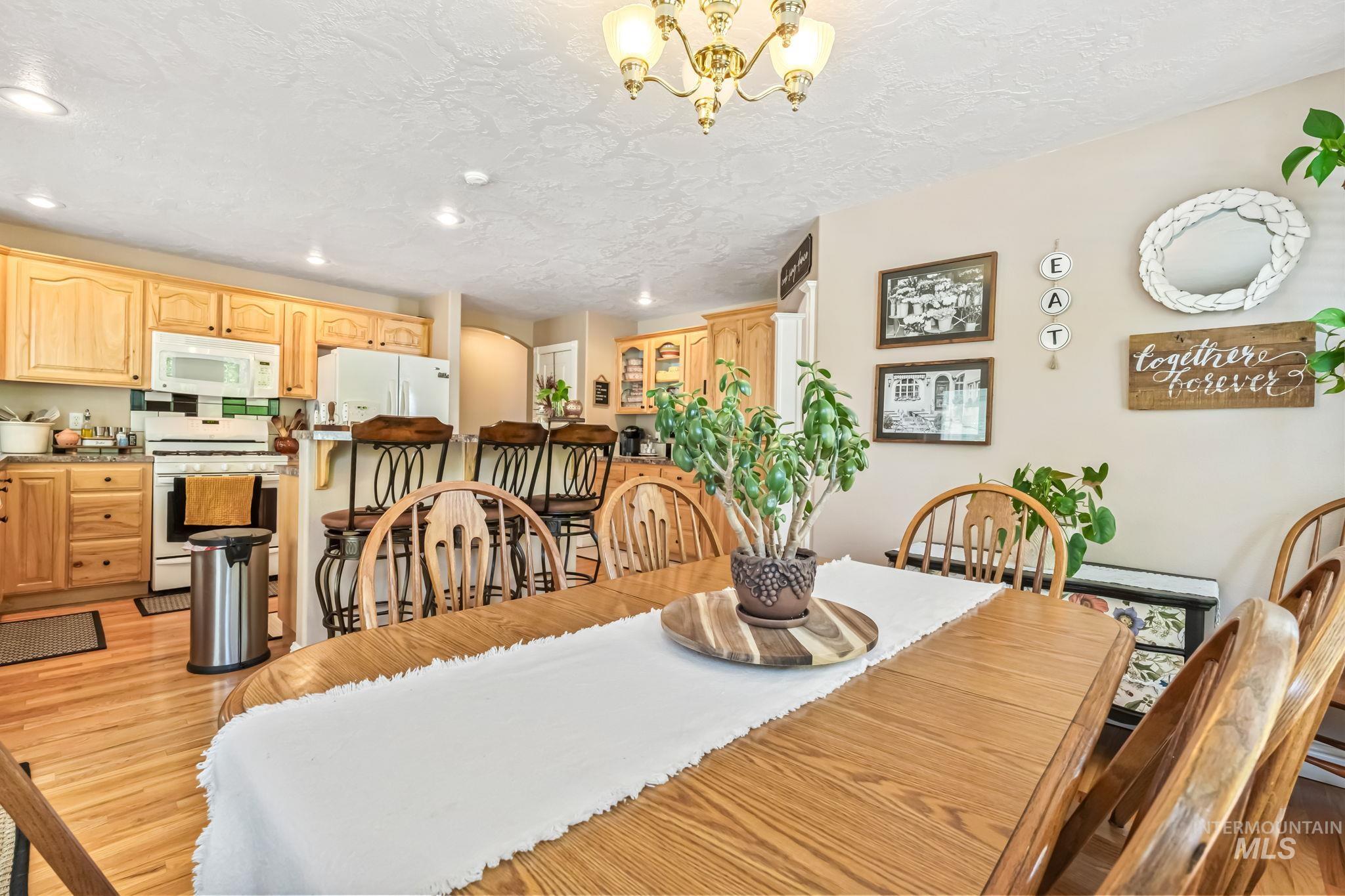 2512 S Sienna Drive Property Photo 26