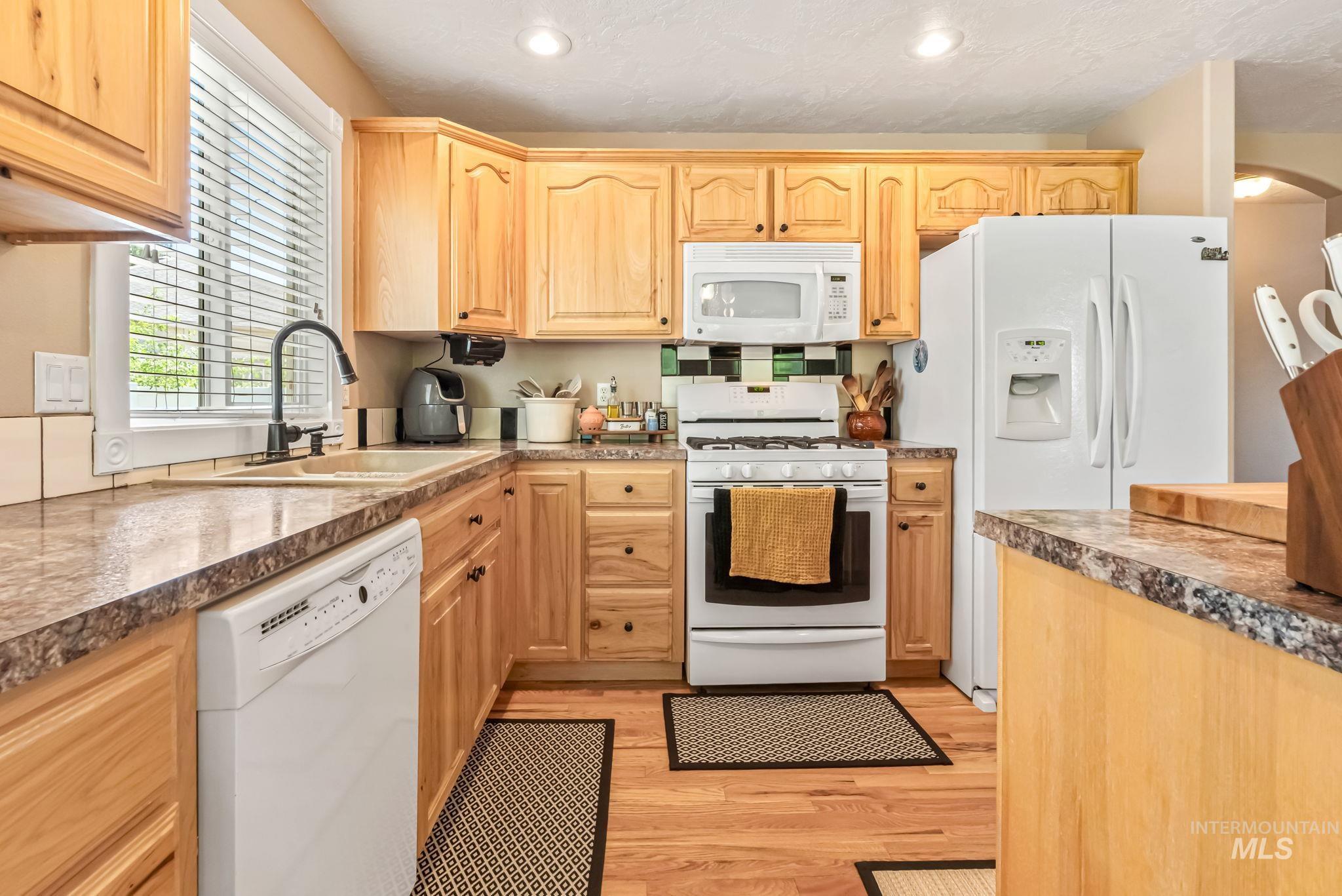 2512 S Sienna Drive Property Photo 29