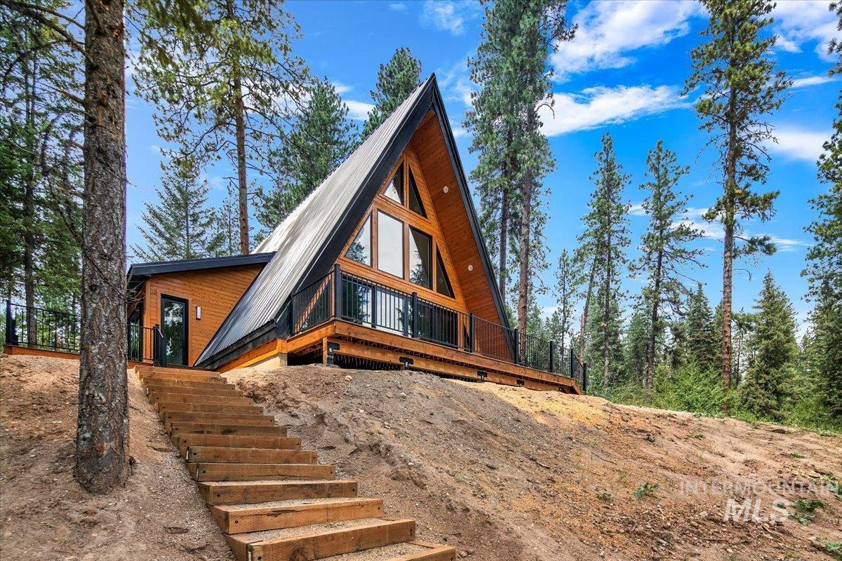 7 Moonglow Cir Property Photo 3