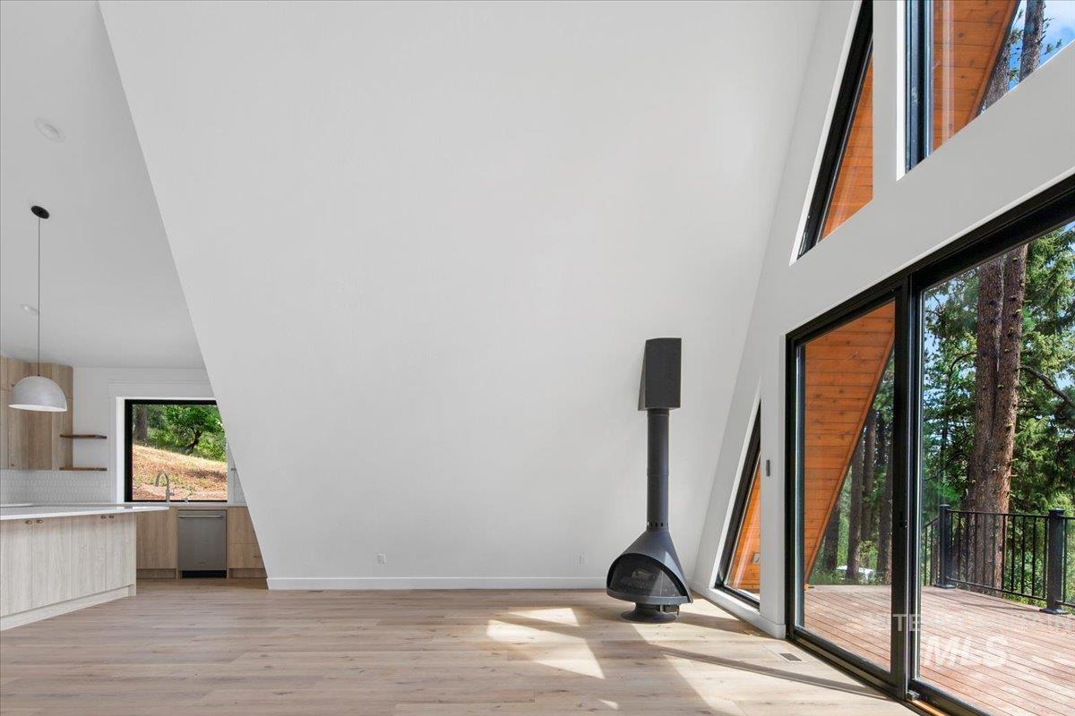 7 Moonglow Cir Property Photo 12