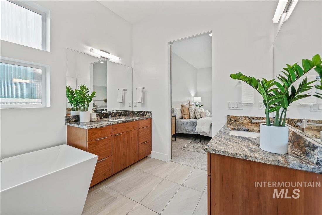 4246 W Maggio Property Photo 31