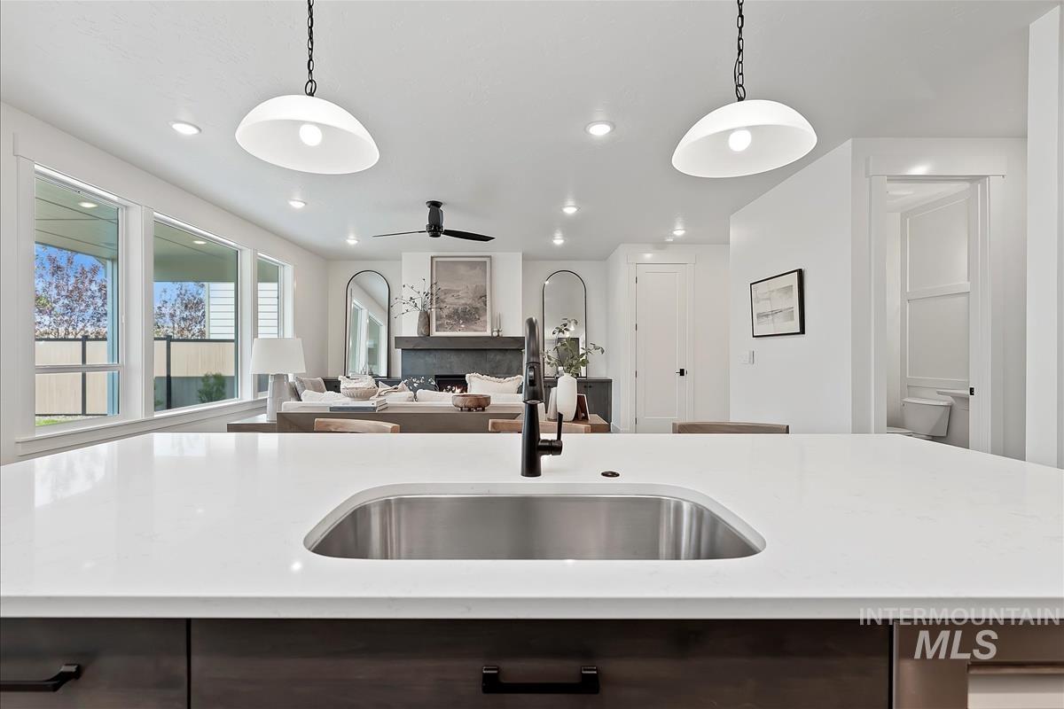 6594 W Los Flores Dr Property Photo 16