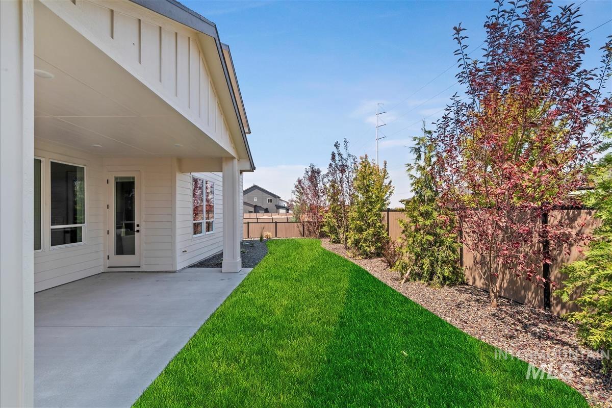 6594 W Los Flores Dr Property Photo 37