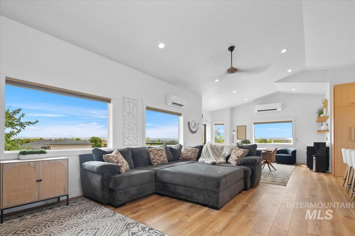 8365 Rustin Road Property Photo 7