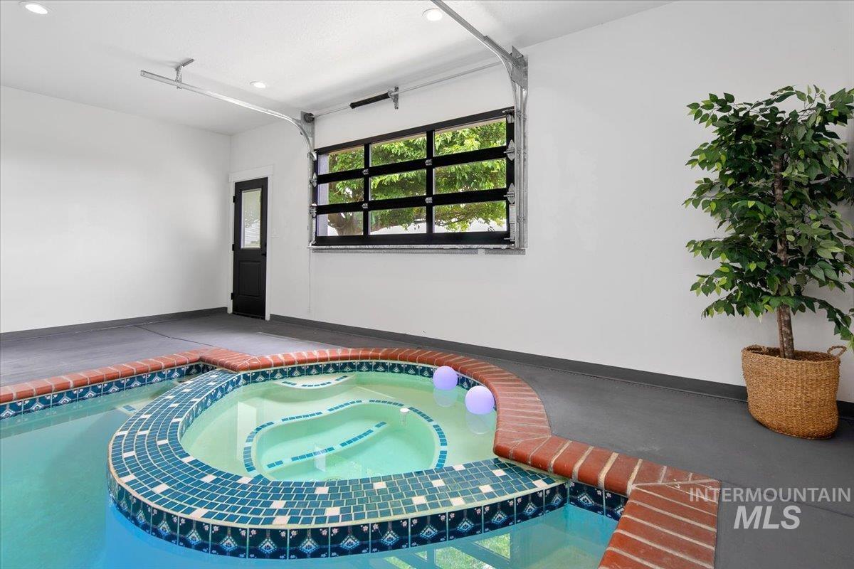 8365 Rustin Road Property Photo 28