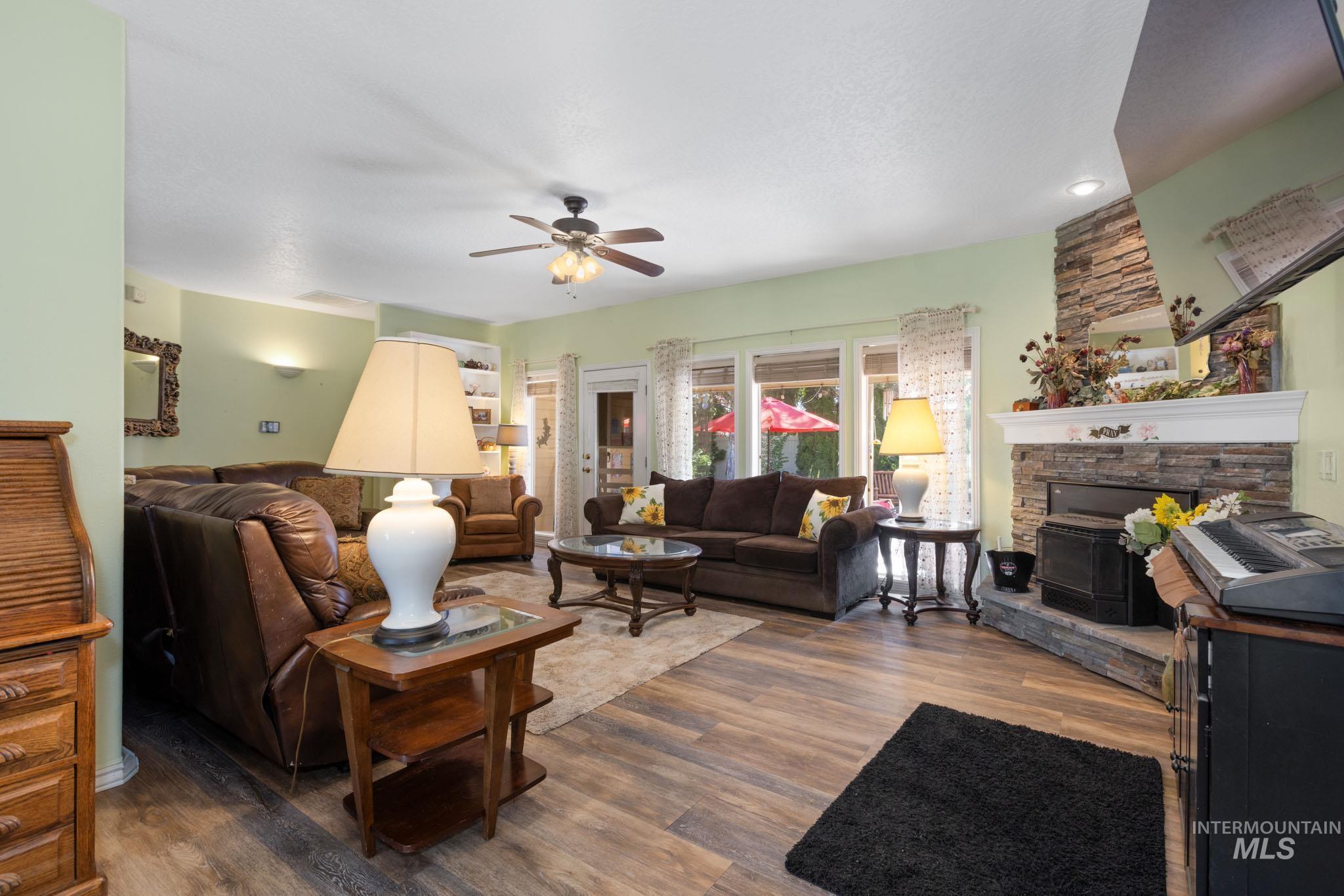 421 Morning Sun Dr Property Photo 5