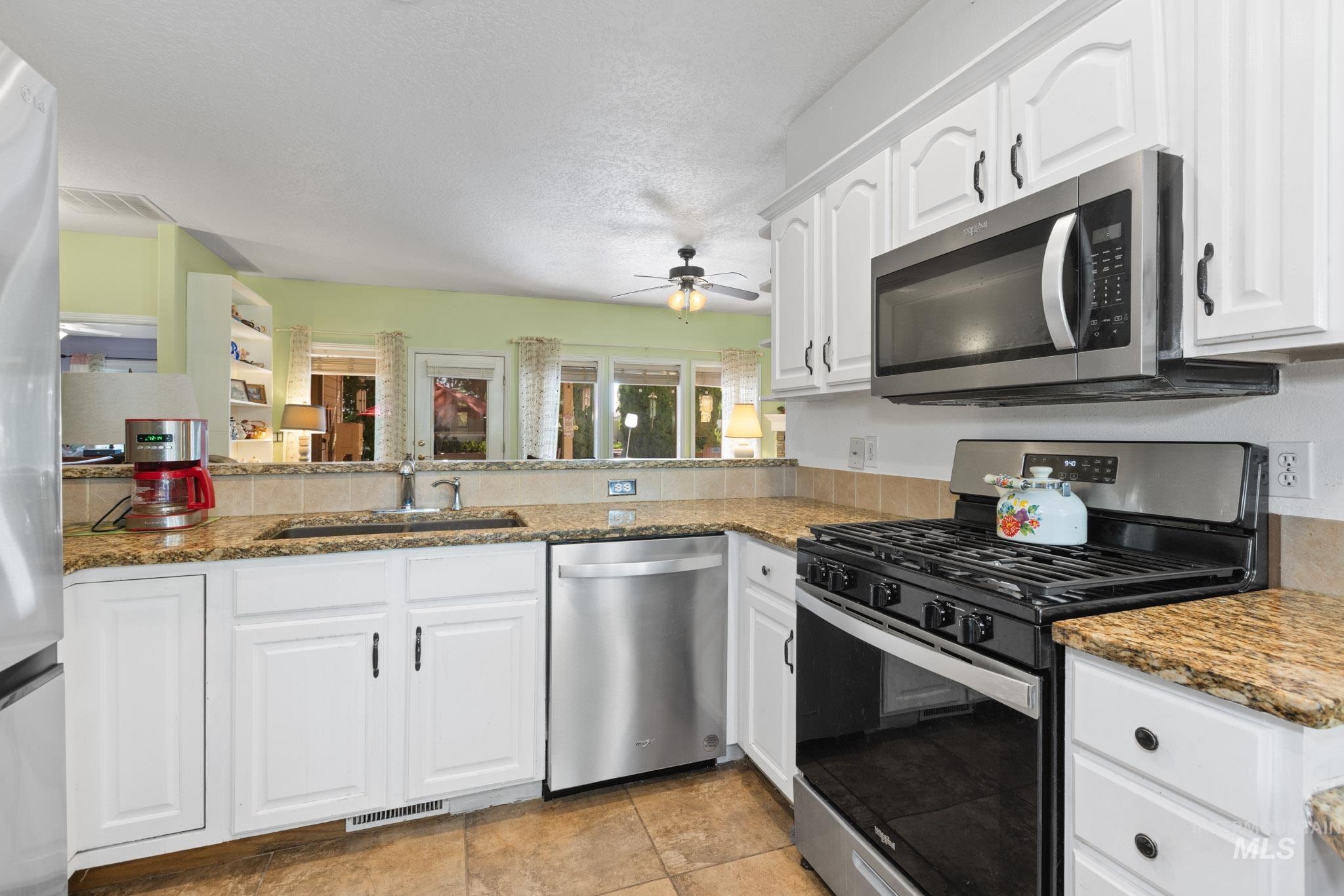 421 Morning Sun Dr Property Photo 9