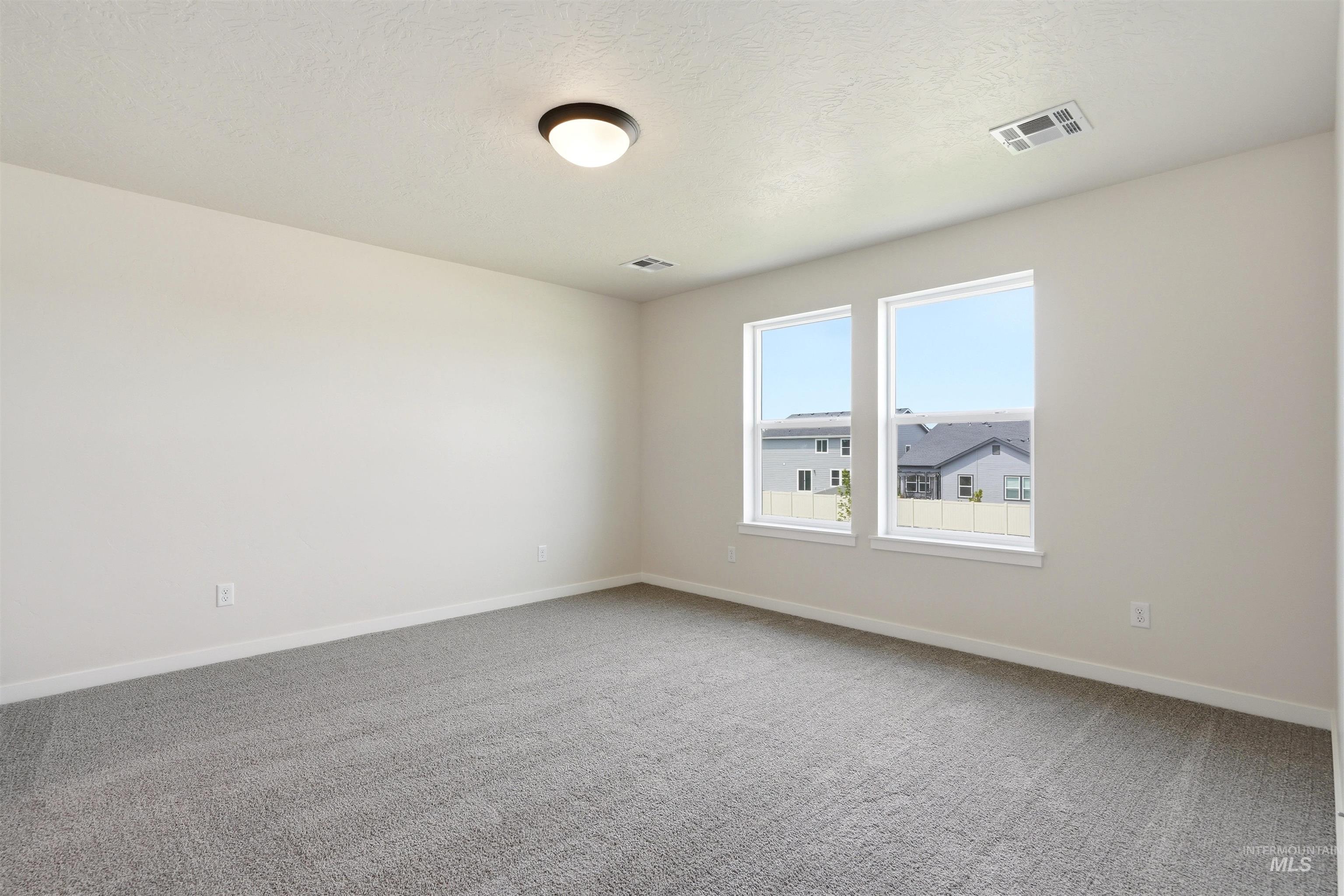 1585 Sw Silverstone Ave Property Photo 20