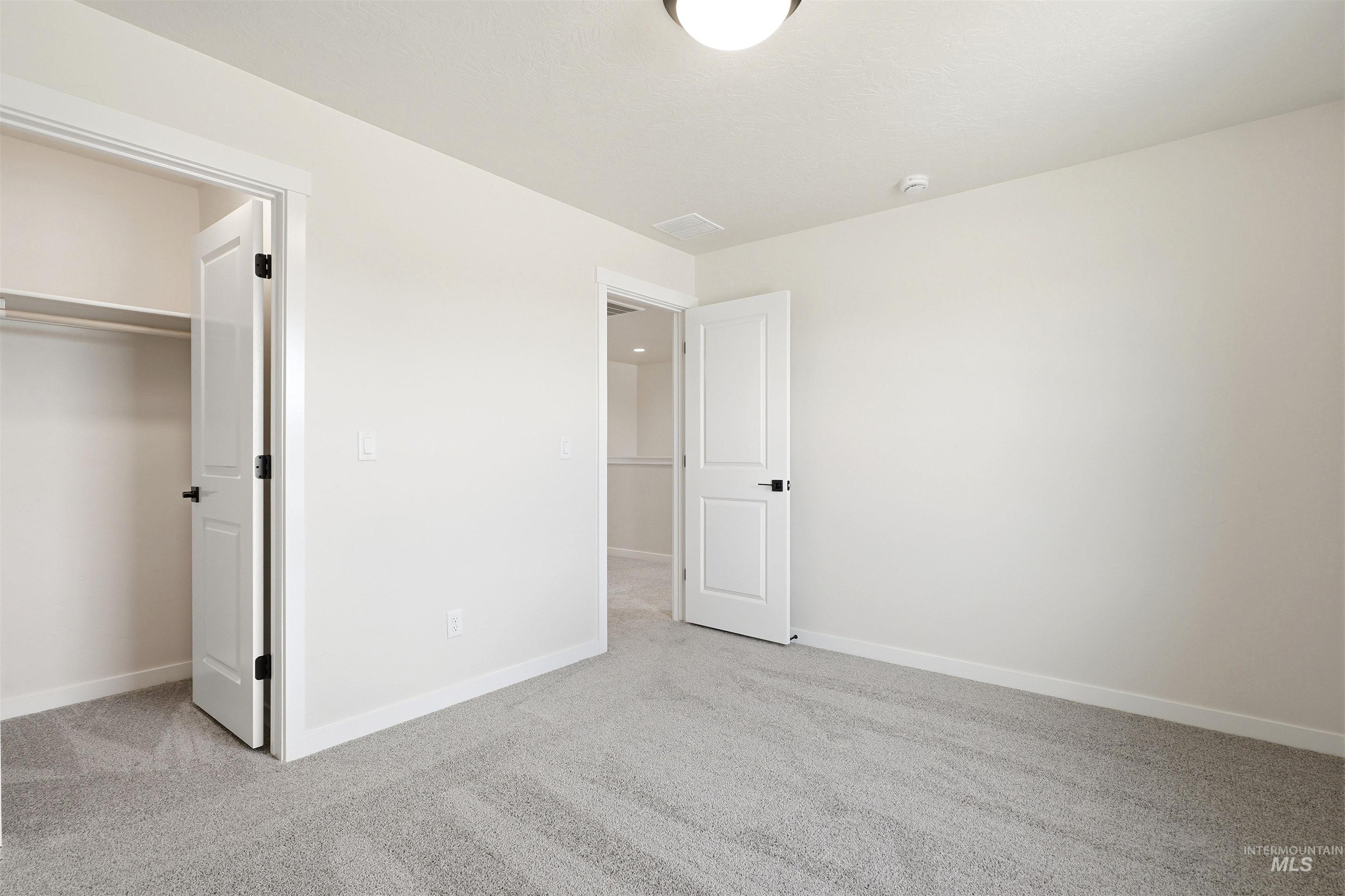 1585 Sw Silverstone Ave Property Photo 26