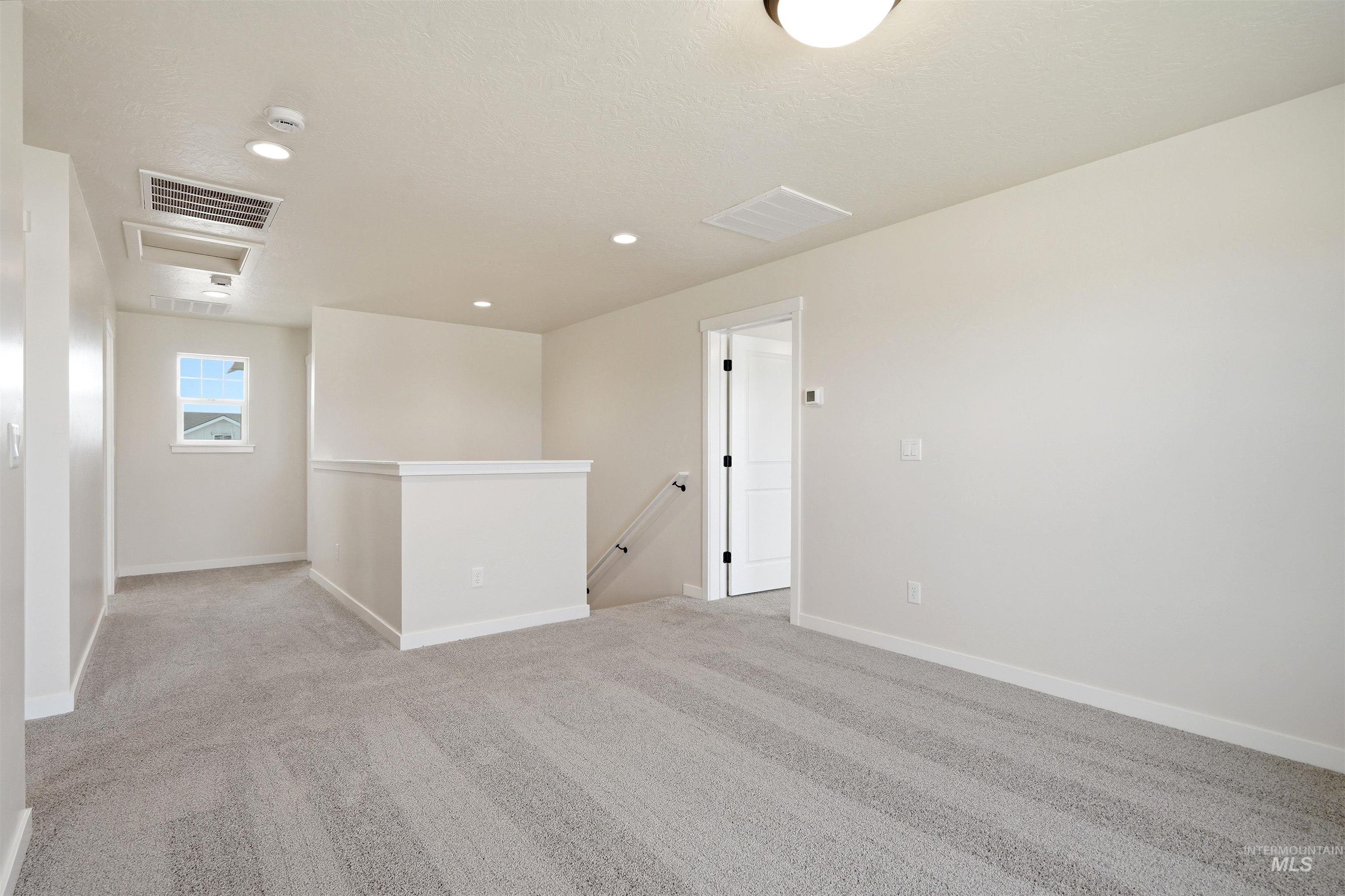 1585 Sw Silverstone Ave Property Photo 33