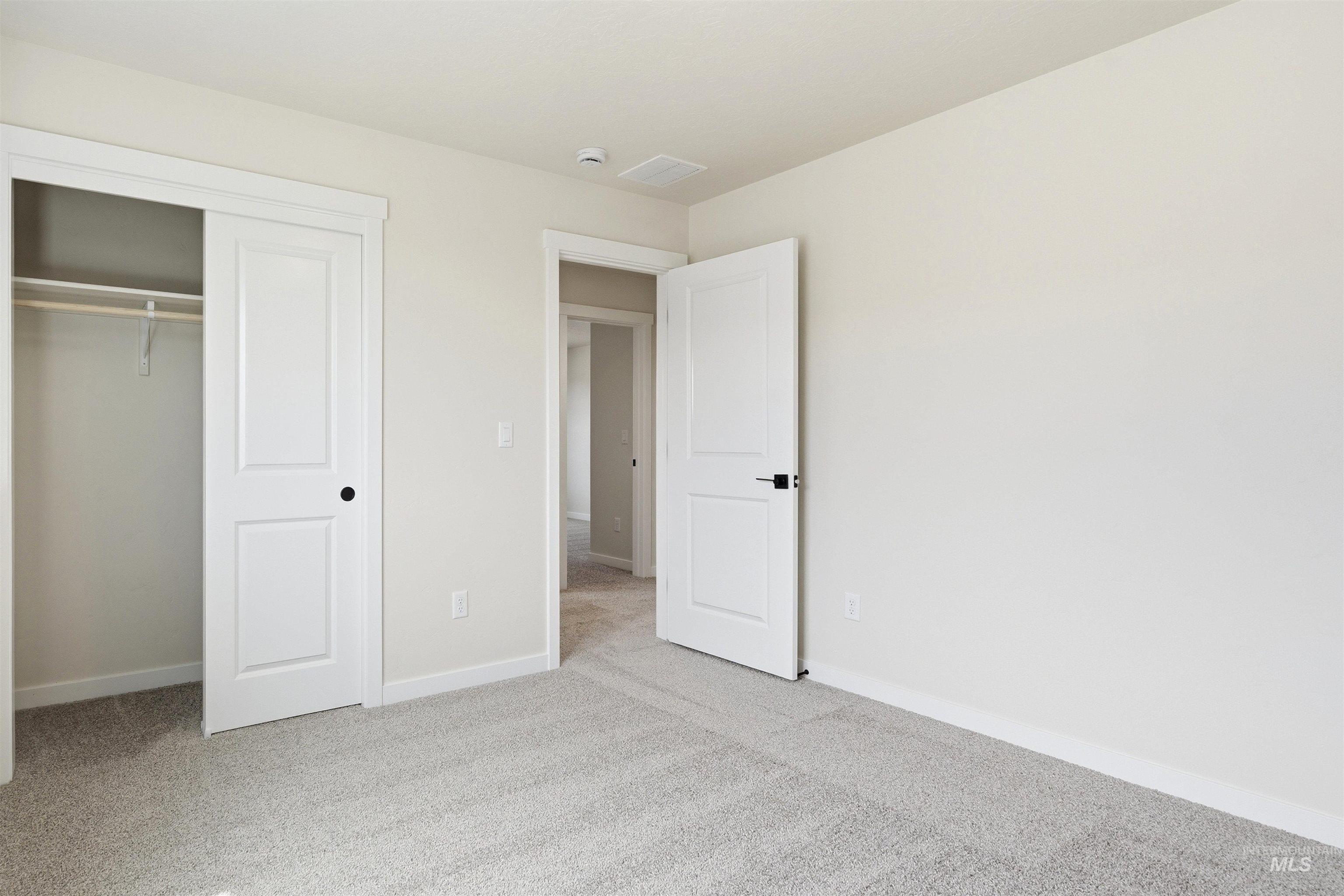 1590 Witt St Property Photo 26