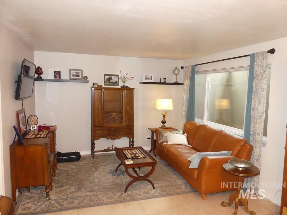 300 Mcbride Property Photo 2