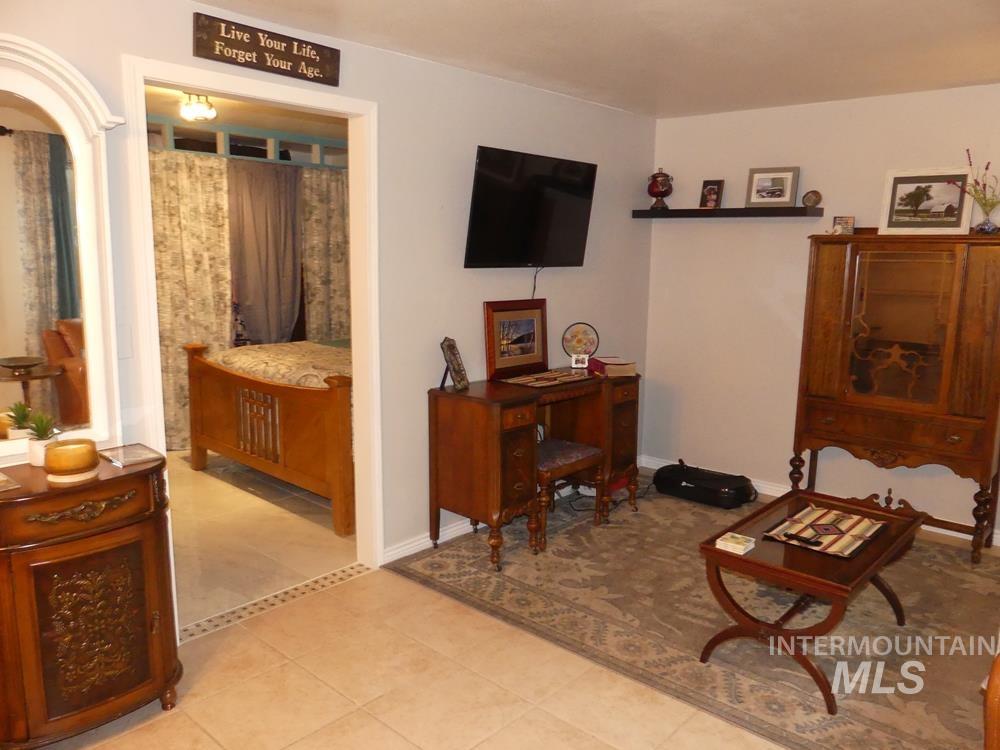 300 Mcbride Property Photo 5