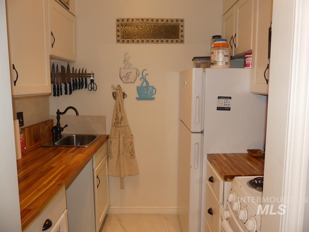 300 Mcbride Property Photo 7