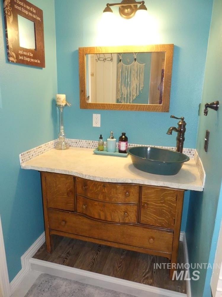 300 Mcbride Property Photo 13