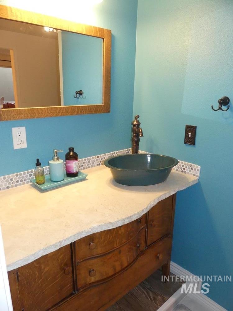 300 Mcbride Property Photo 16