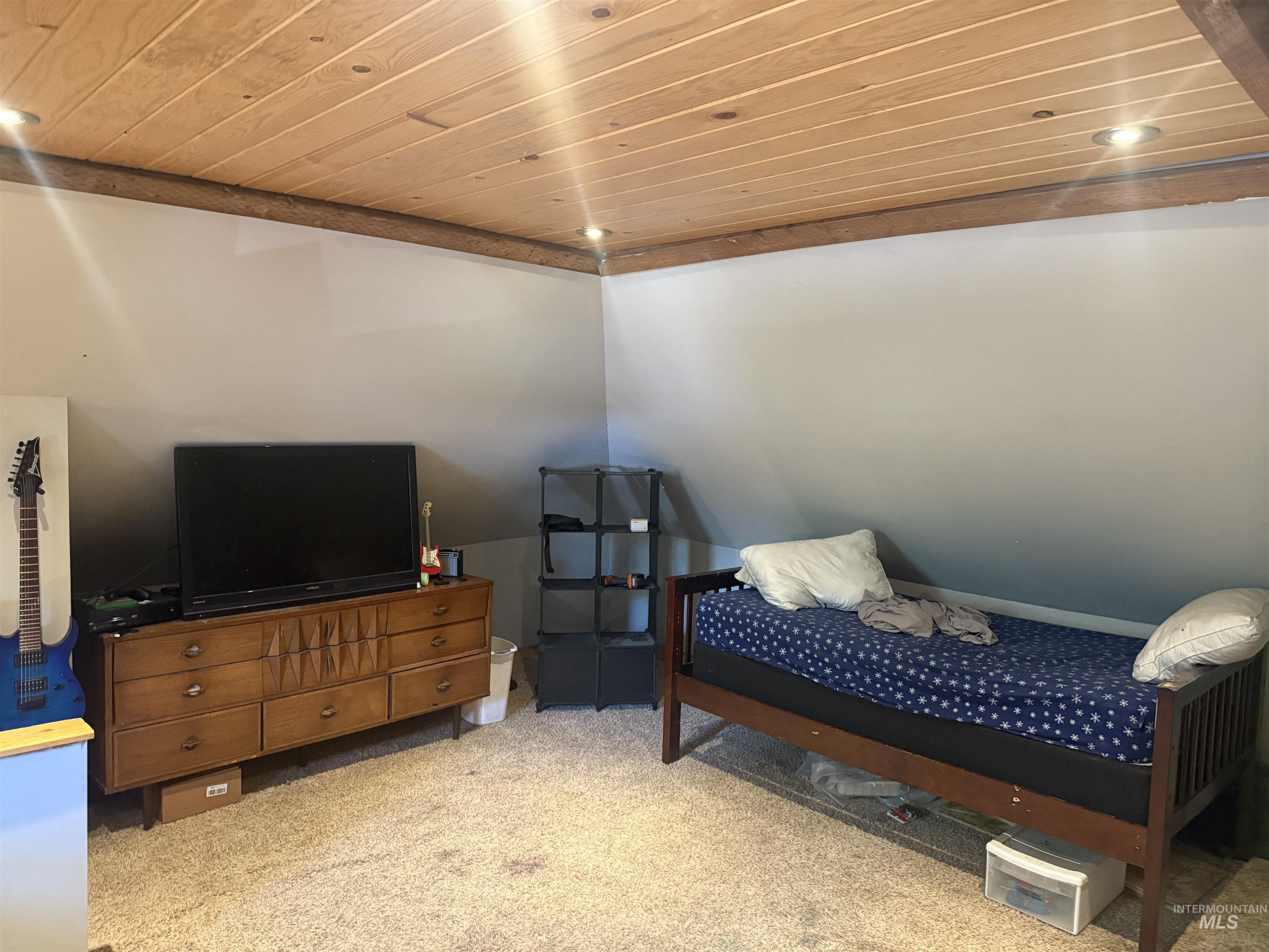 305 Bannock St Property Photo 12