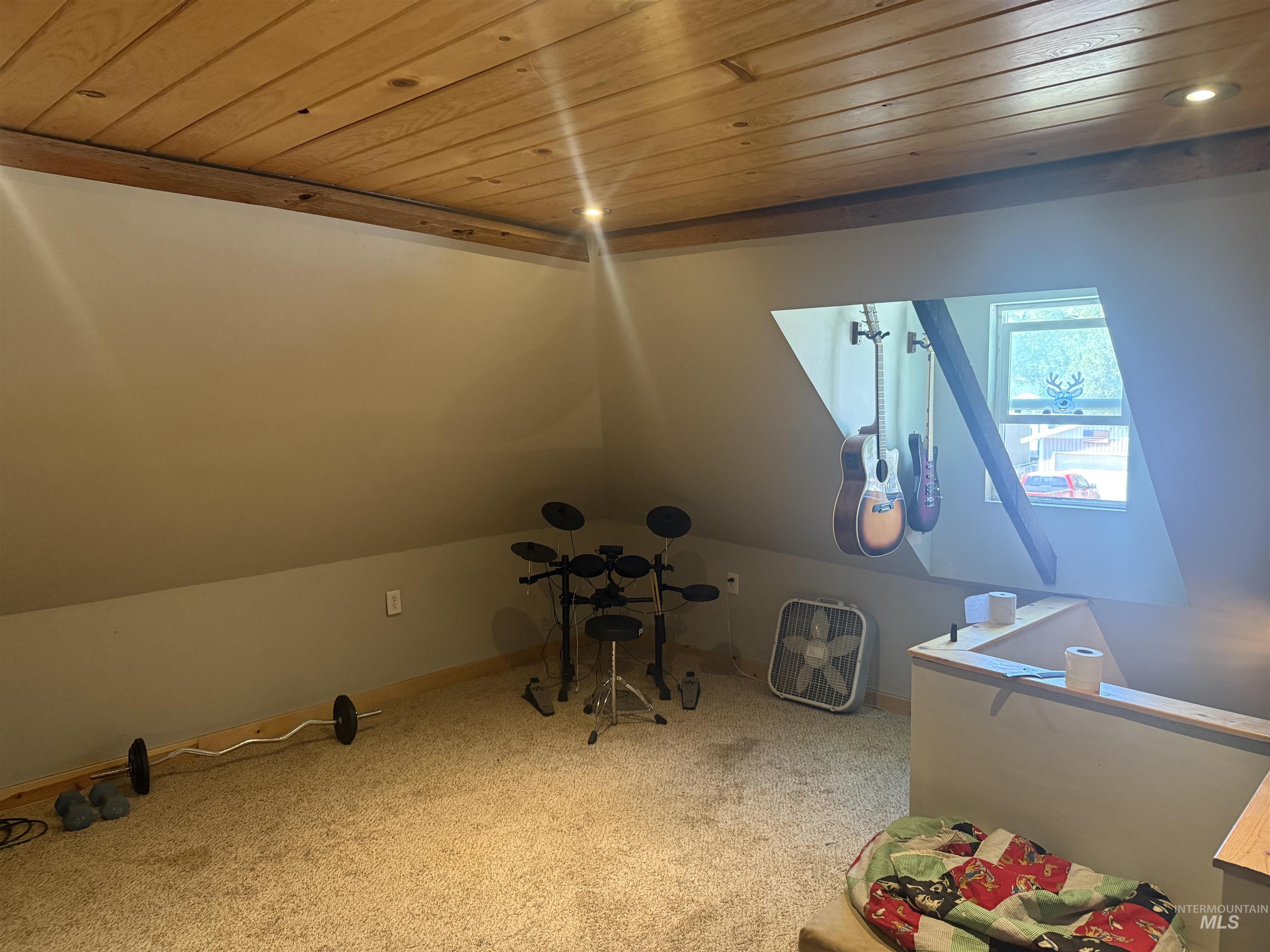 305 Bannock St Property Photo 14