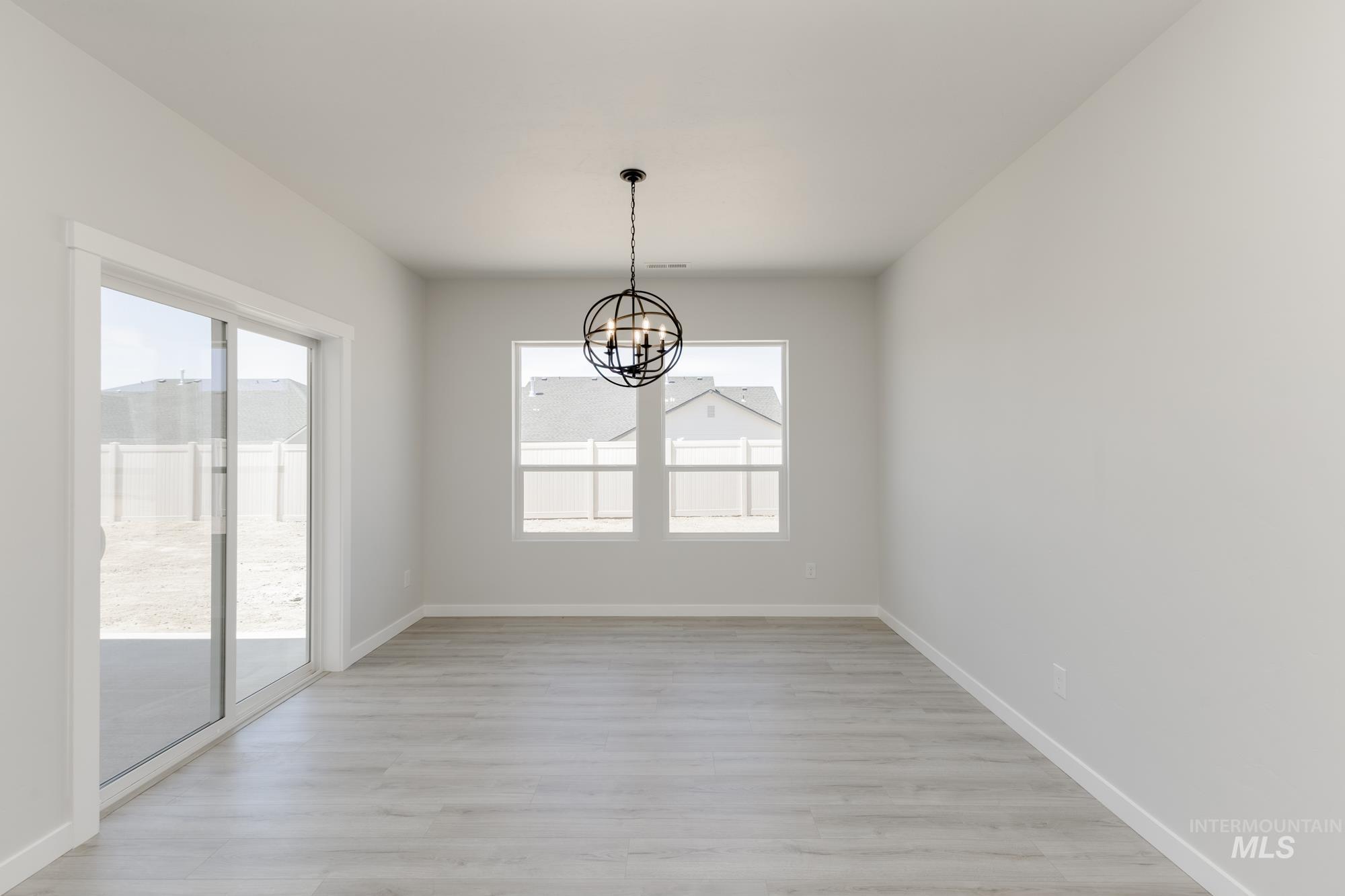 2355 N Carly Ave Property Photo 13