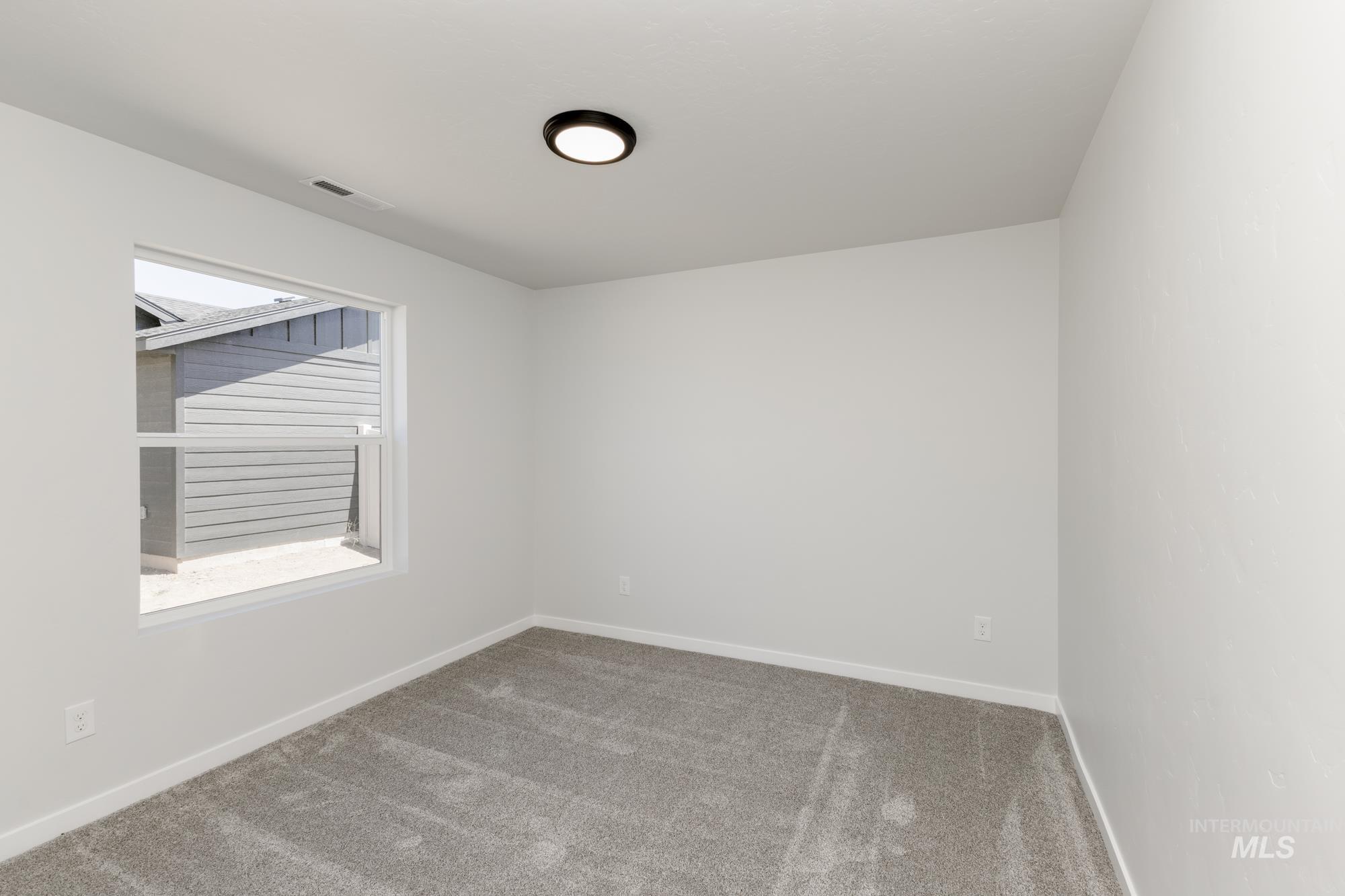 2355 N Carly Ave Property Photo 16