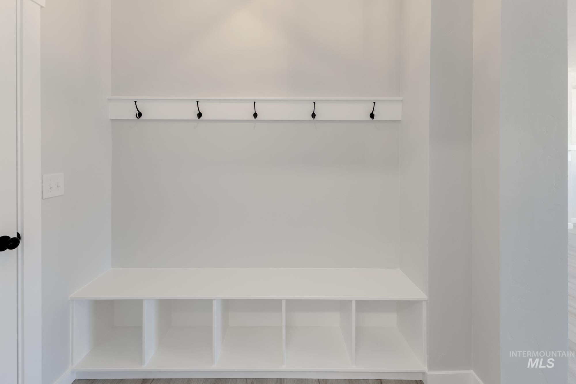 2355 N Carly Ave Property Photo 20