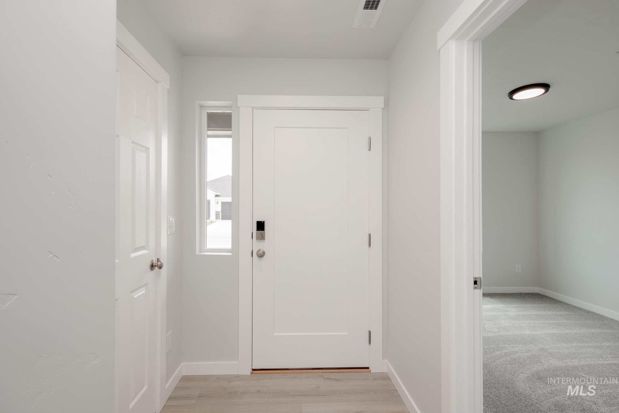 11068 Noble Dr Property Photo 2