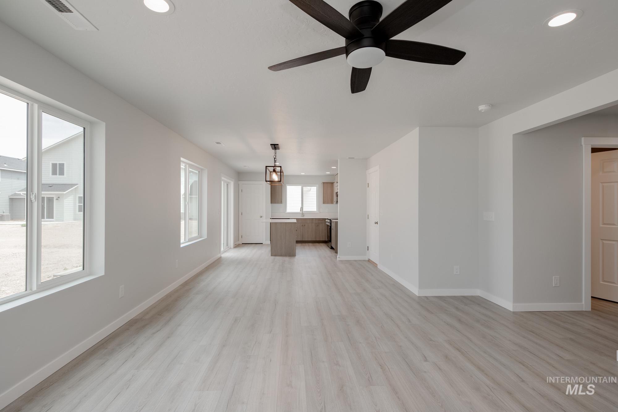 11068 Noble Dr Property Photo 11