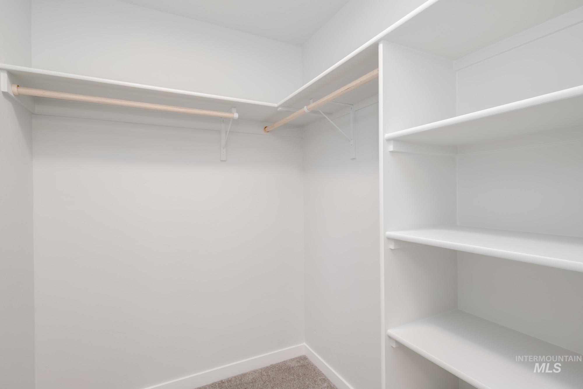 11068 Noble Dr Property Photo 22