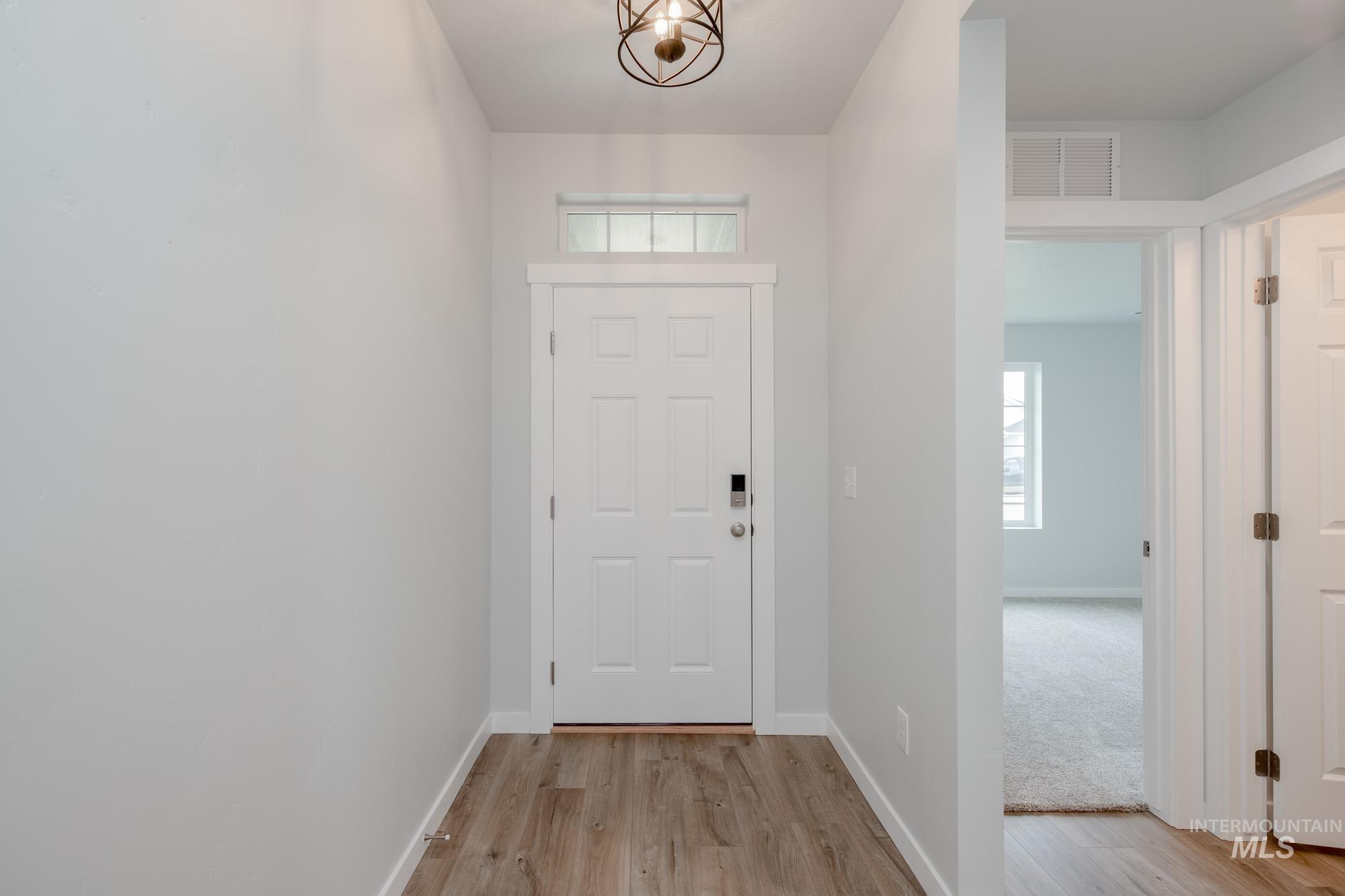 19403 Schooner Ave Property Photo 2