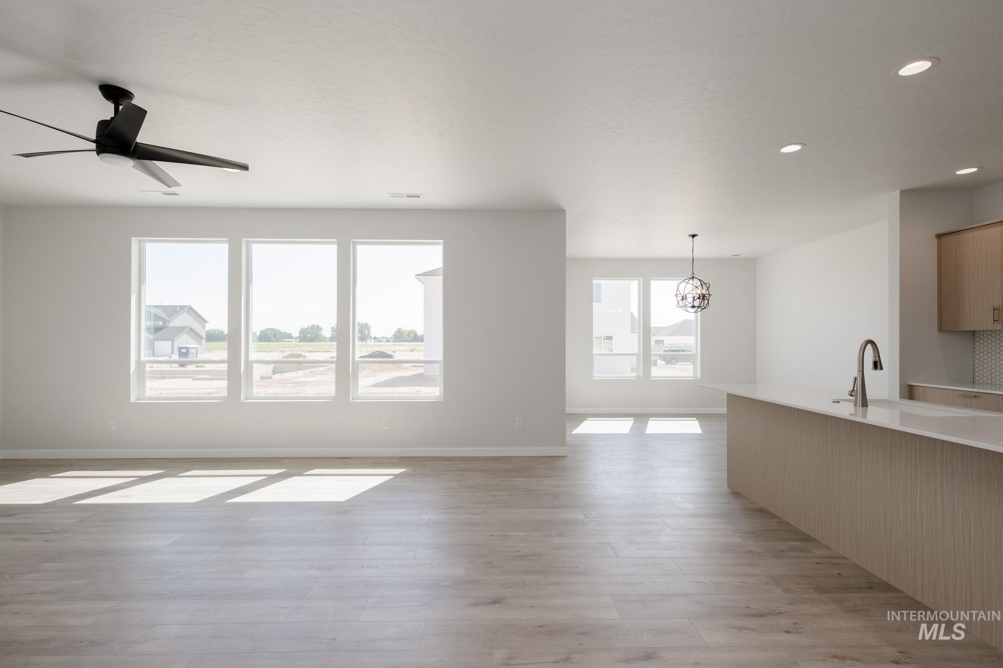 16712 Carlin Ave Property Photo 13