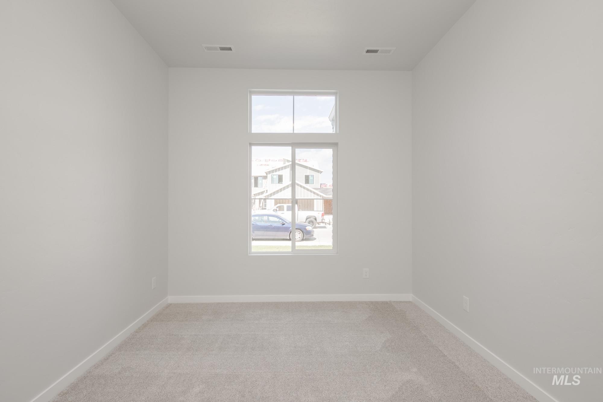 16712 Carlin Ave Property Photo 20