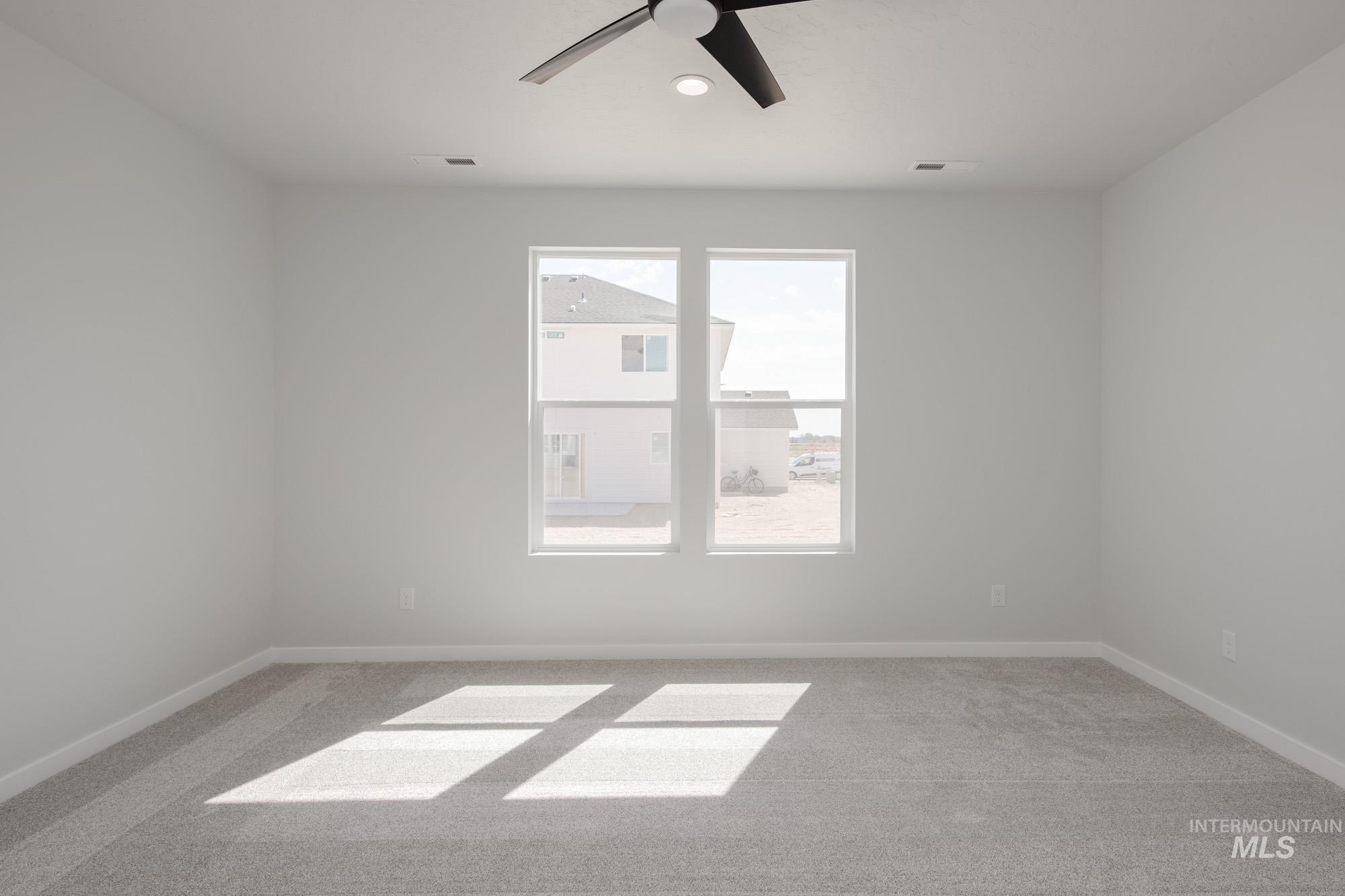 16712 Carlin Ave Property Photo 23