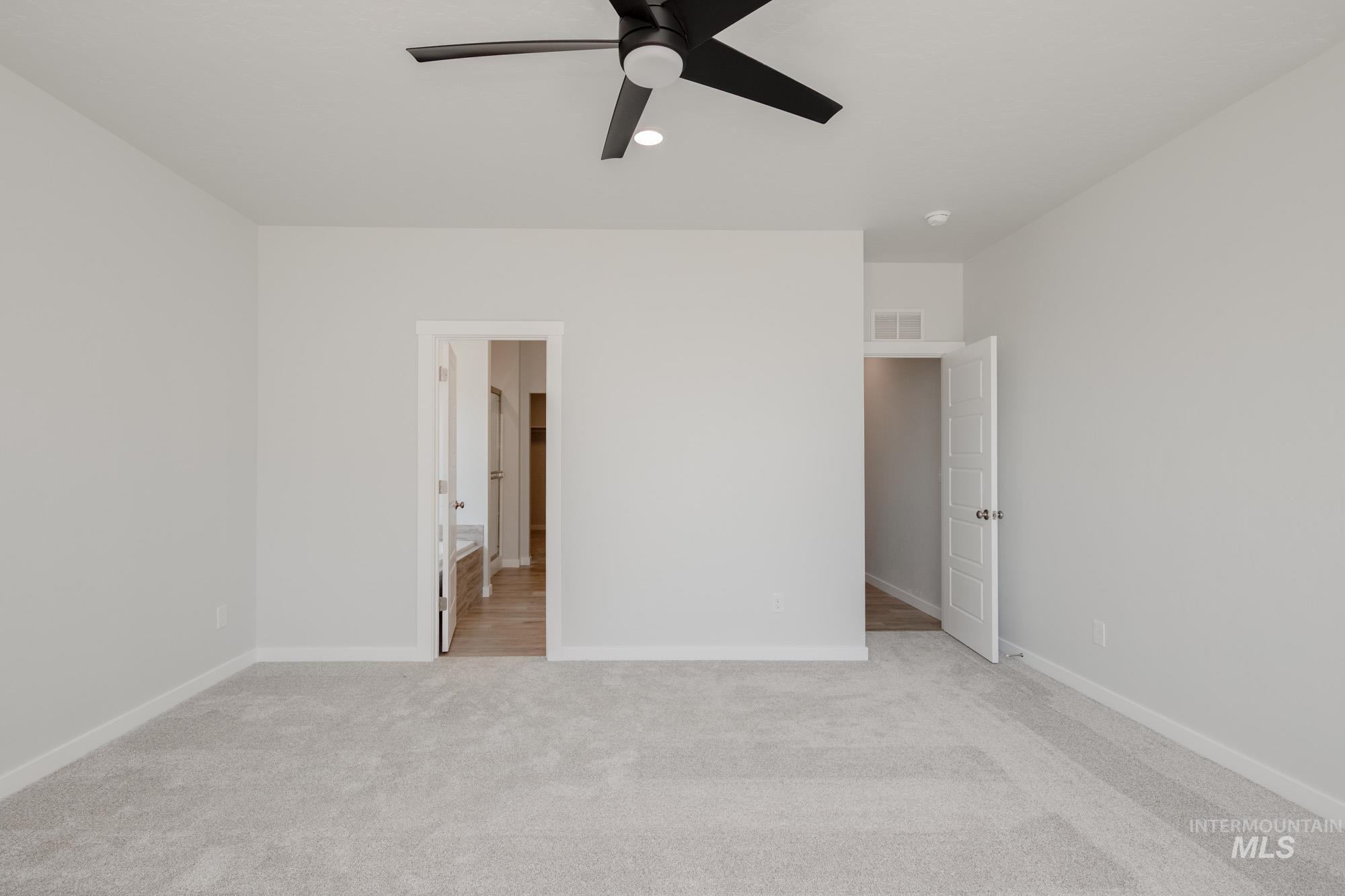 16712 Carlin Ave Property Photo 24