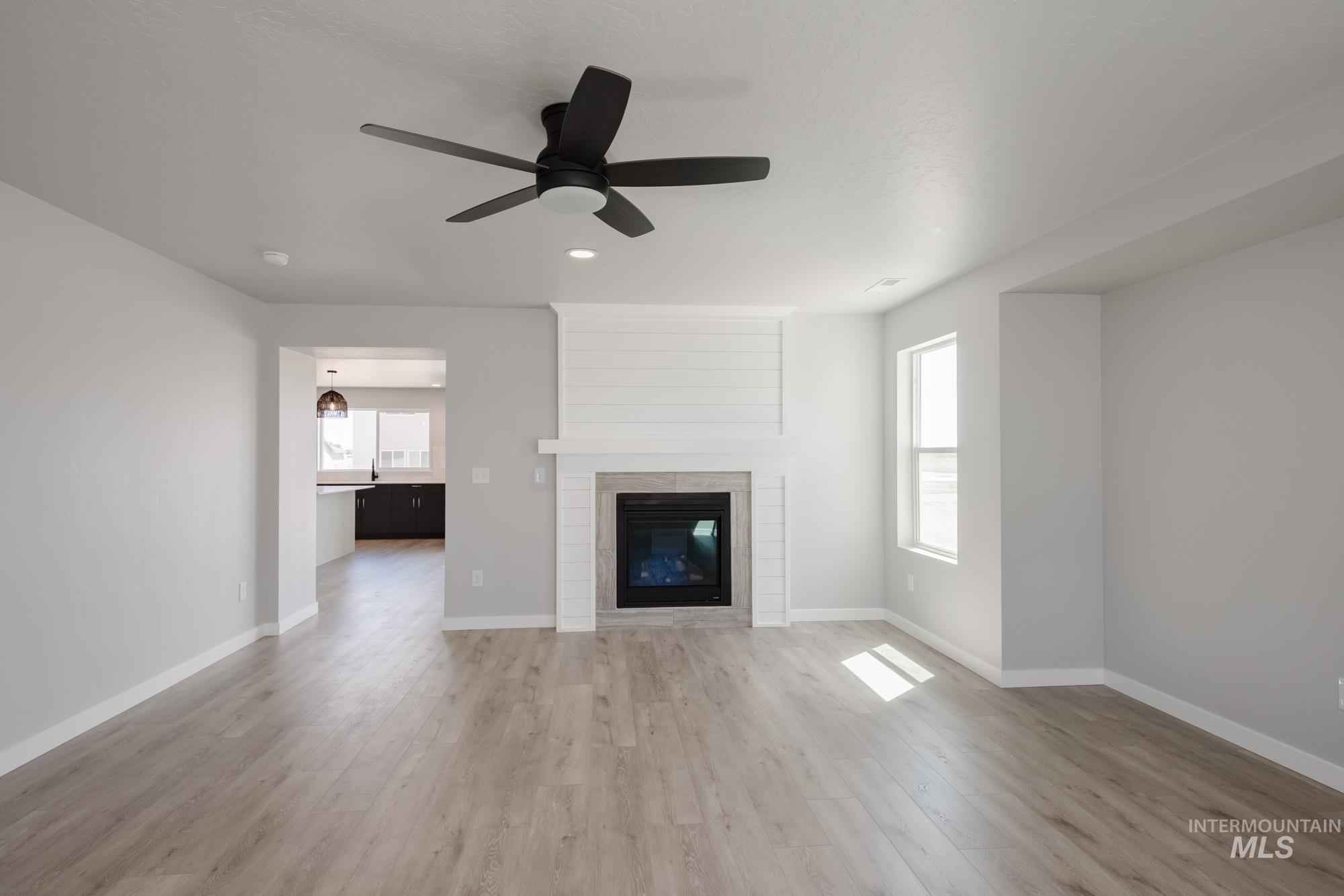 16740 Carlin Ave Property Photo 14