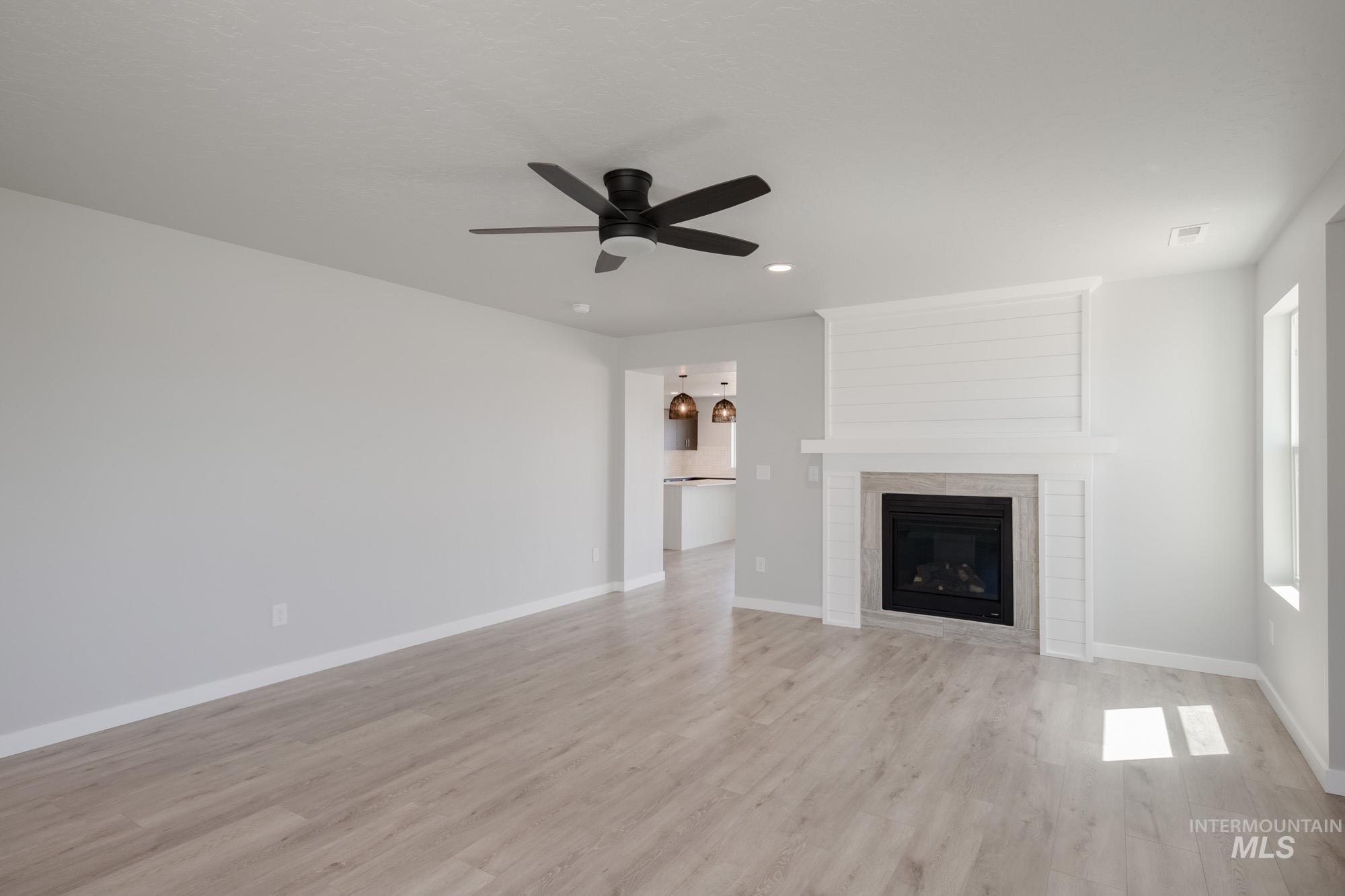 16740 Carlin Ave Property Photo 15