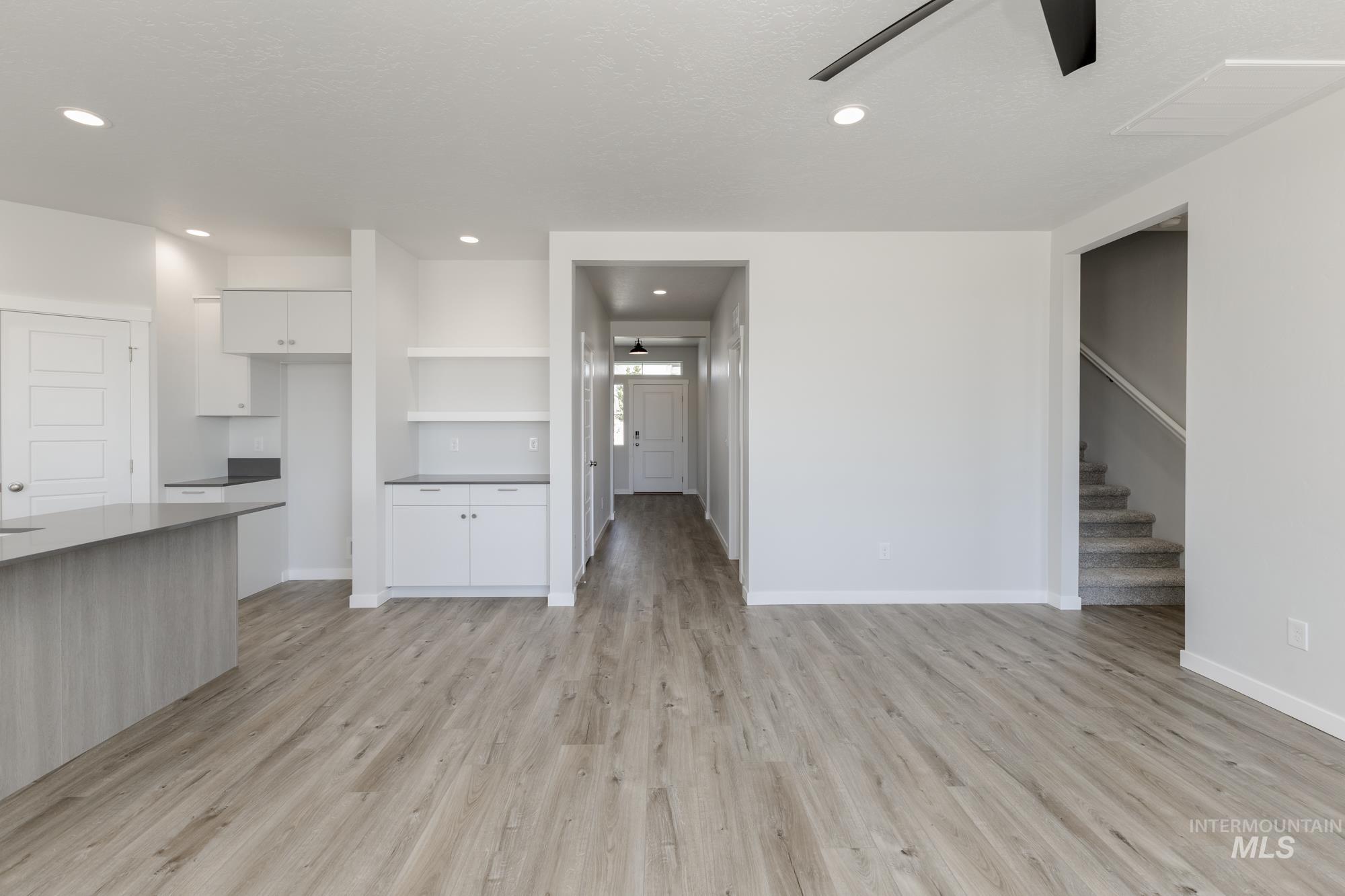 1003 E Perjue Basin Dr Property Photo 6