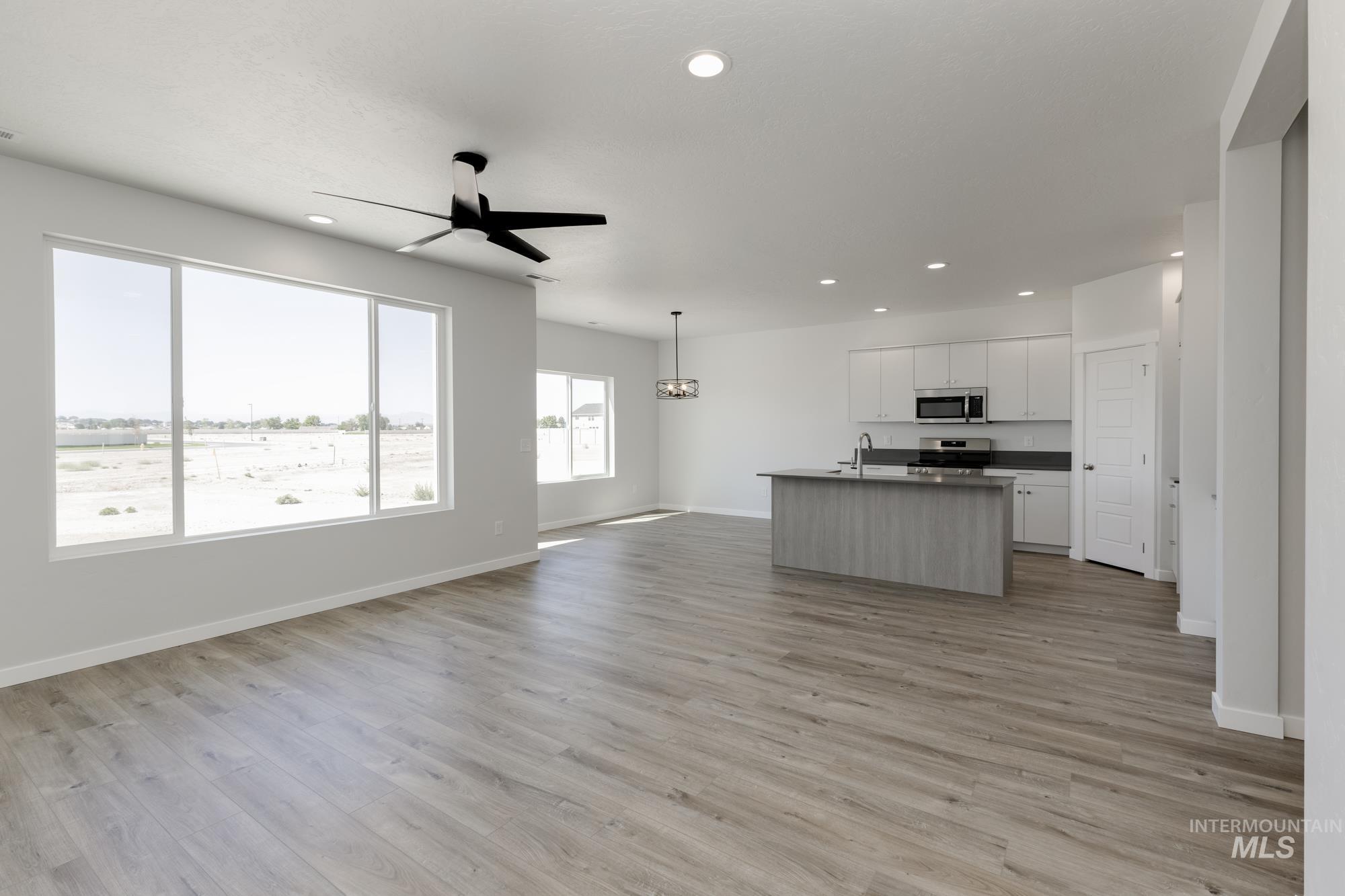 1003 E Perjue Basin Dr Property Photo 7