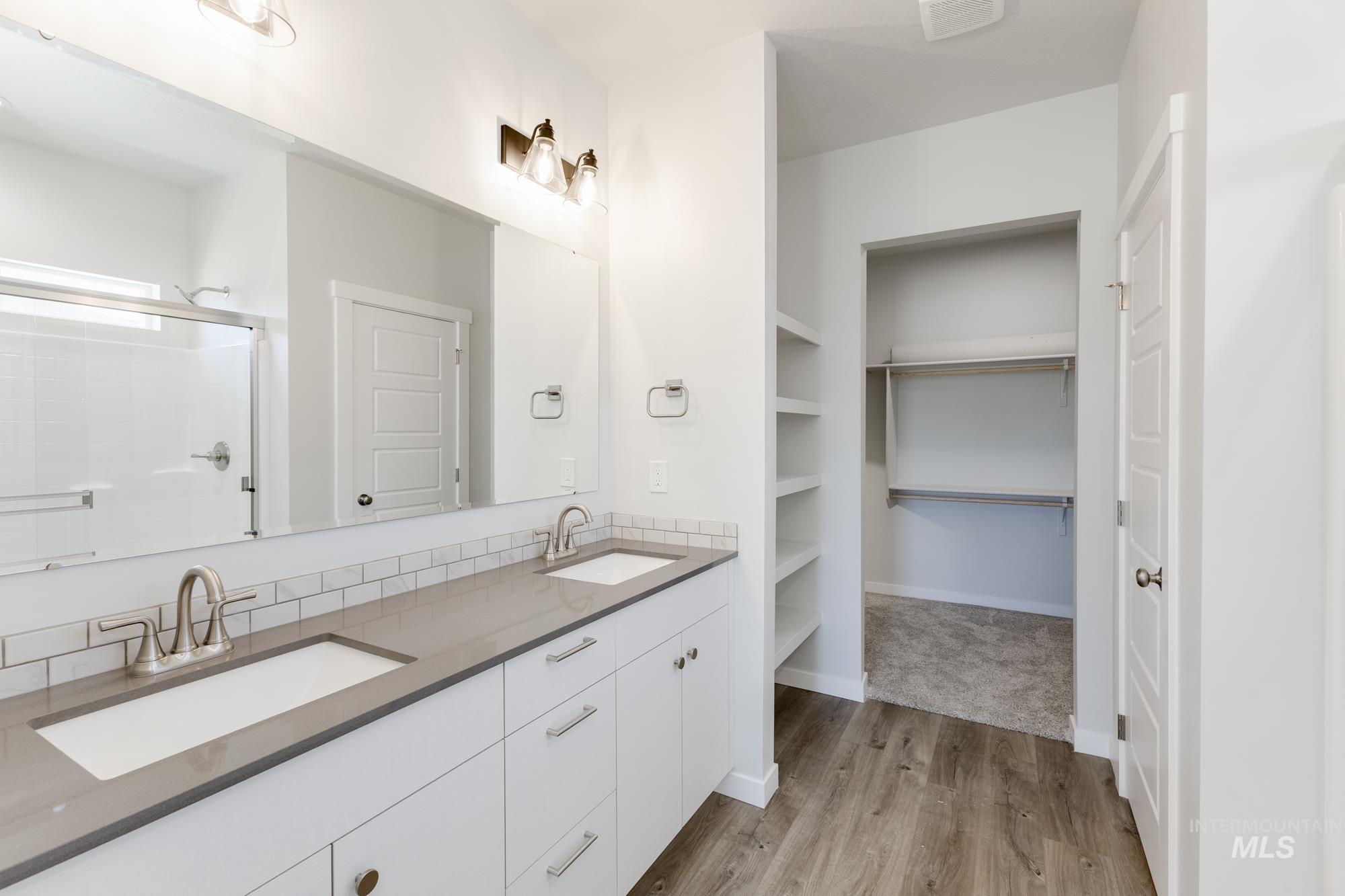 1003 E Perjue Basin Dr Property Photo 18